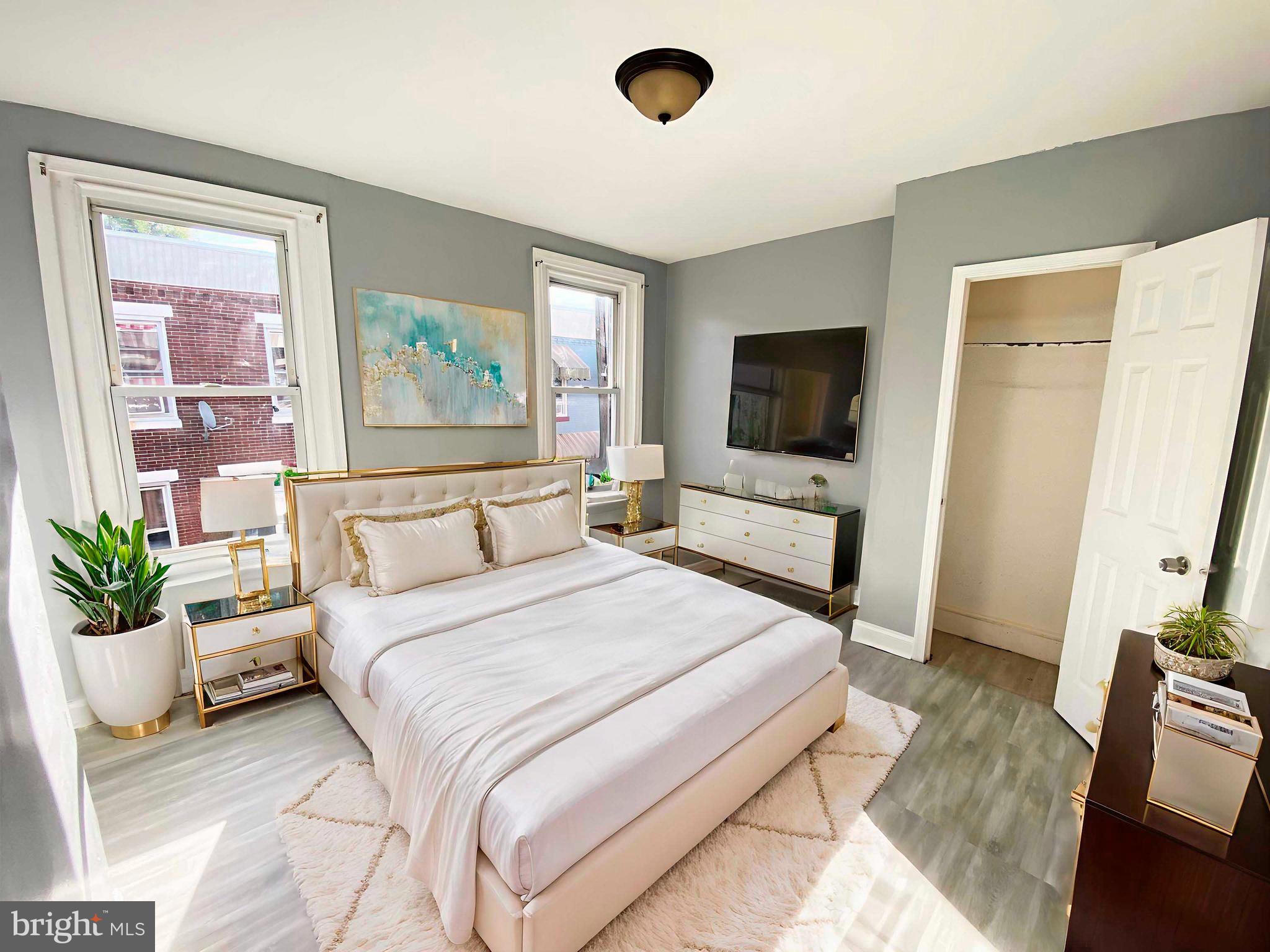 KENSINGTON - Residential Lease