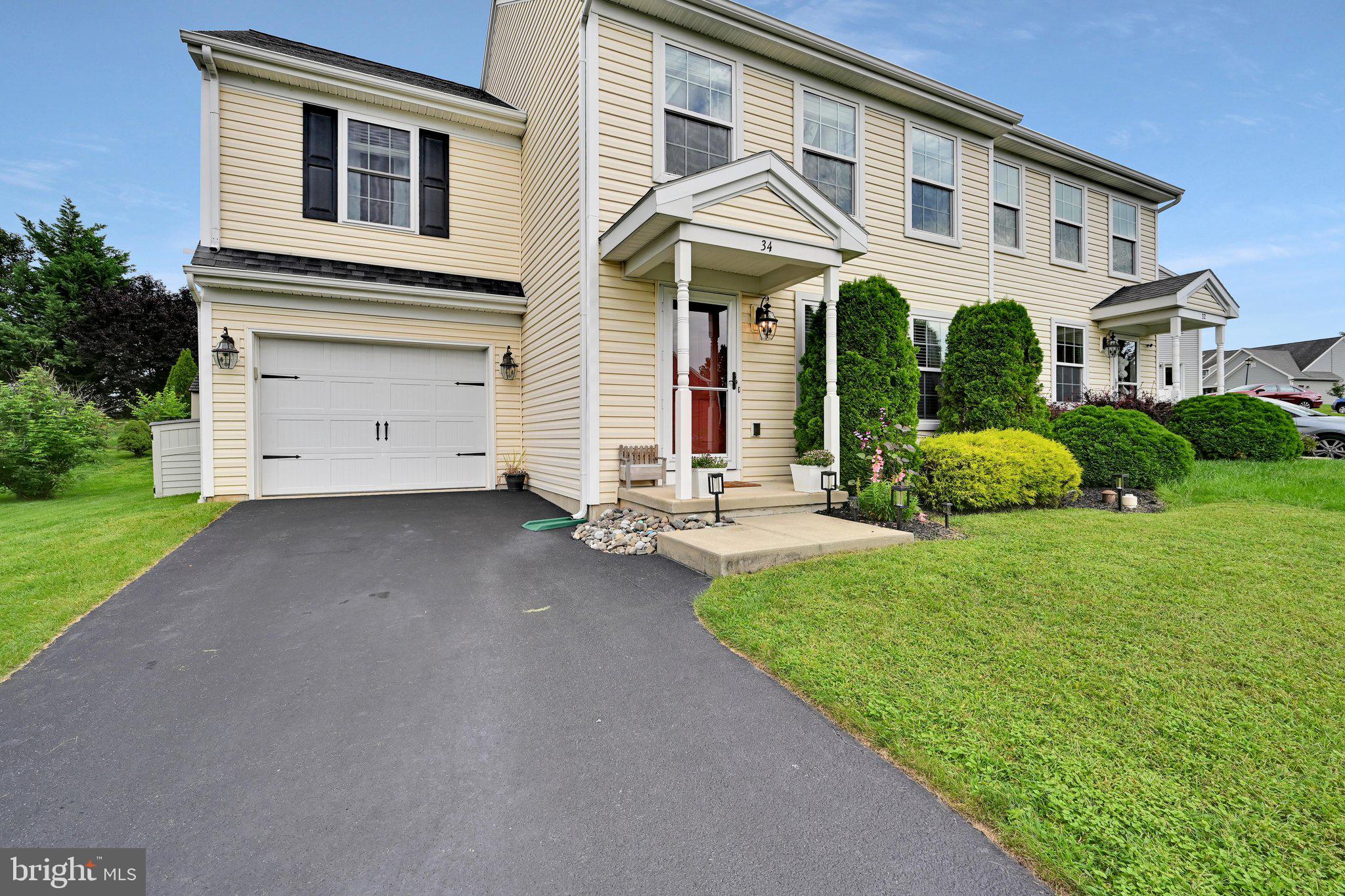 34 SILVER MAPLE CIRCLE