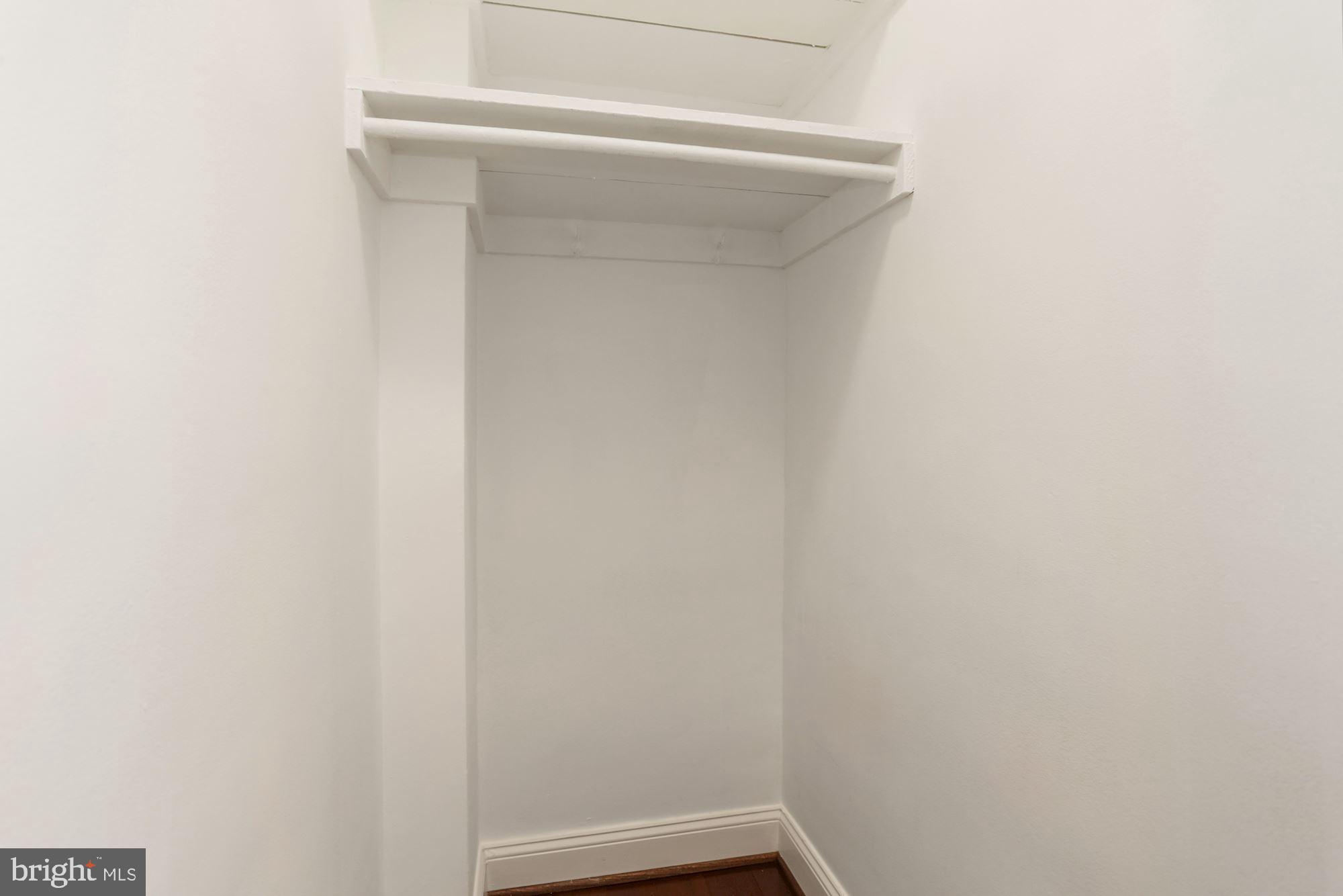 RIVER PLACE NORTH - Residential Lease