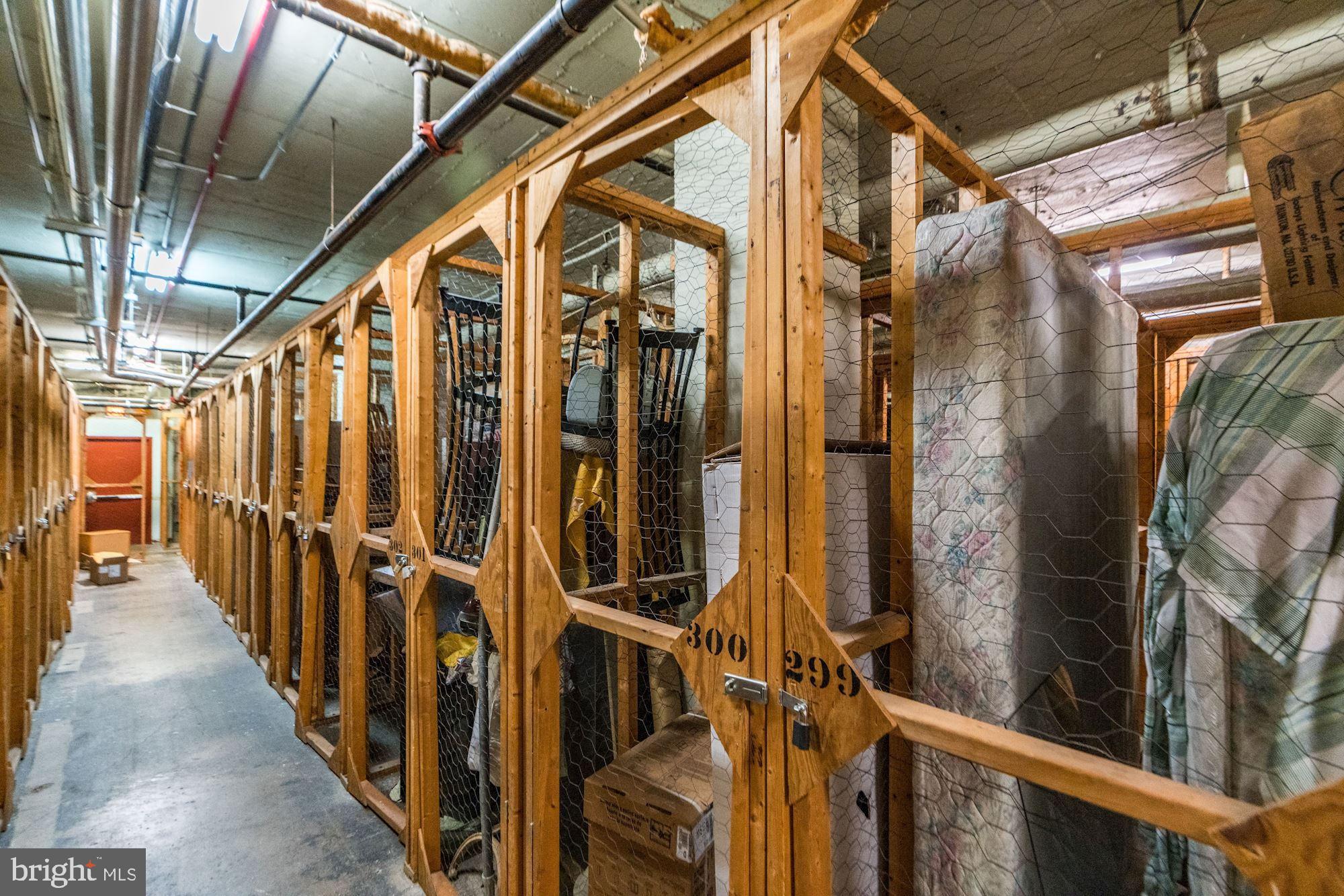 RIVER PLACE NORTH - Residential Lease