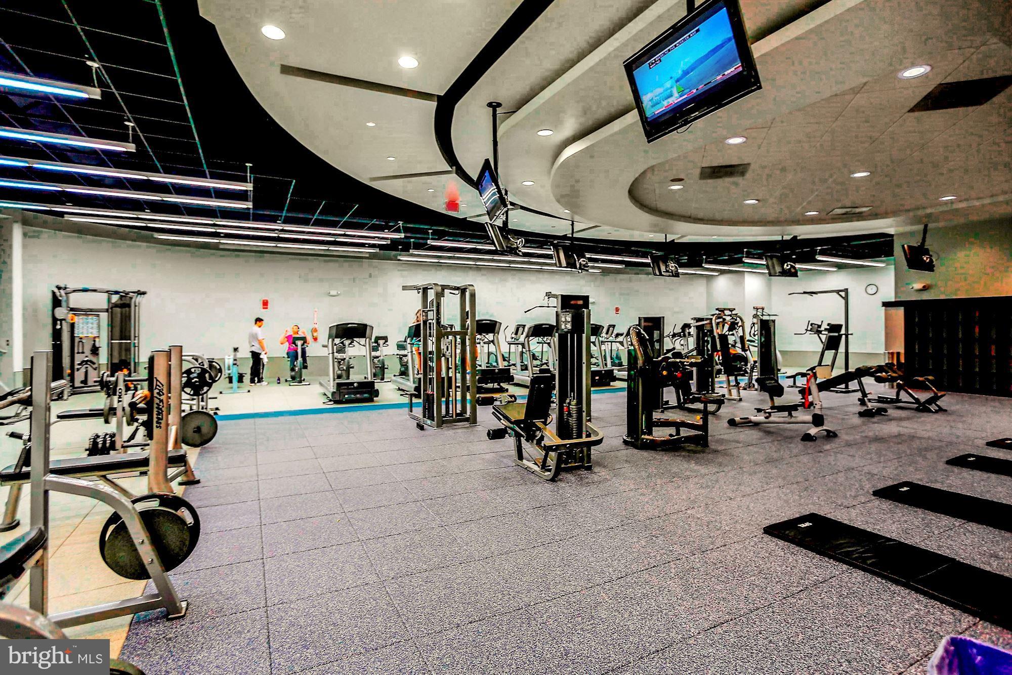 RIVER PLACE NORTH - Residential Lease