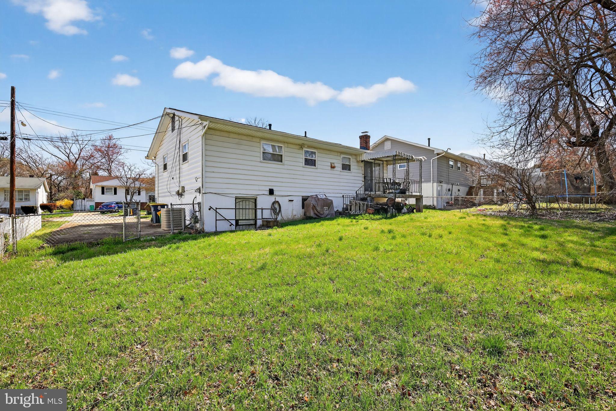 INDEPENDENCE HILLS - Residential