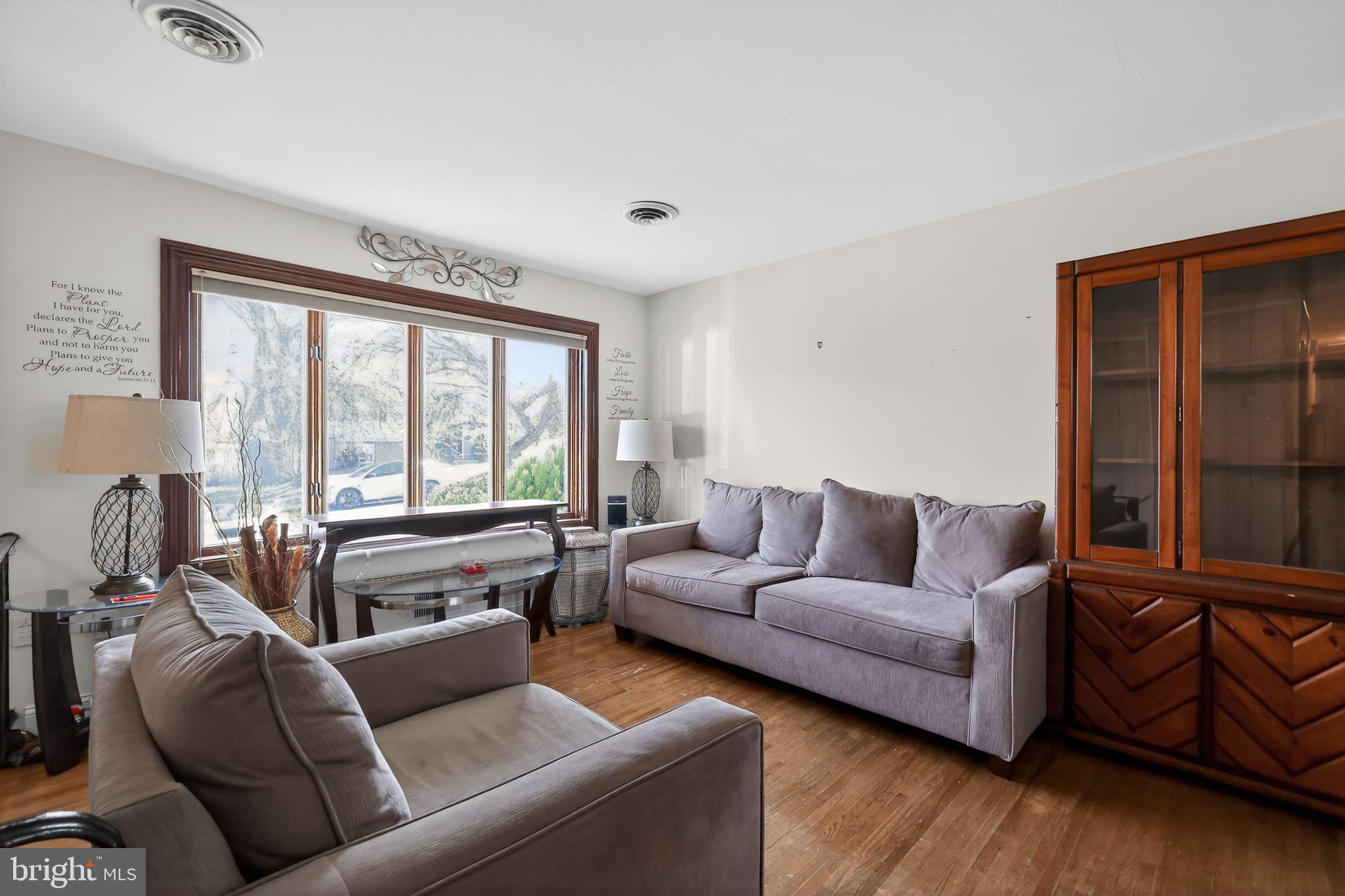 INDEPENDENCE HILLS - Residential