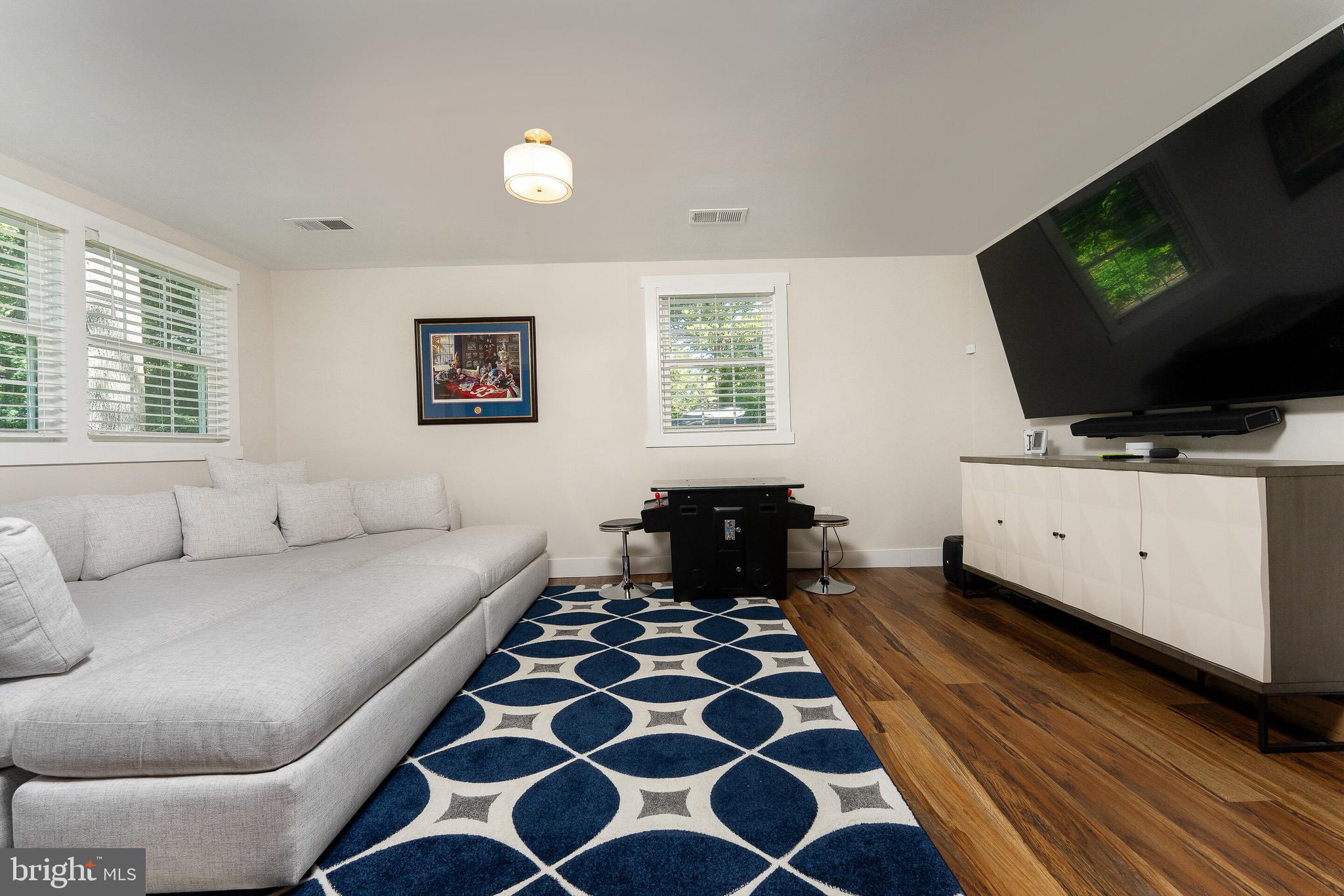 KEMPER PARK - Residential