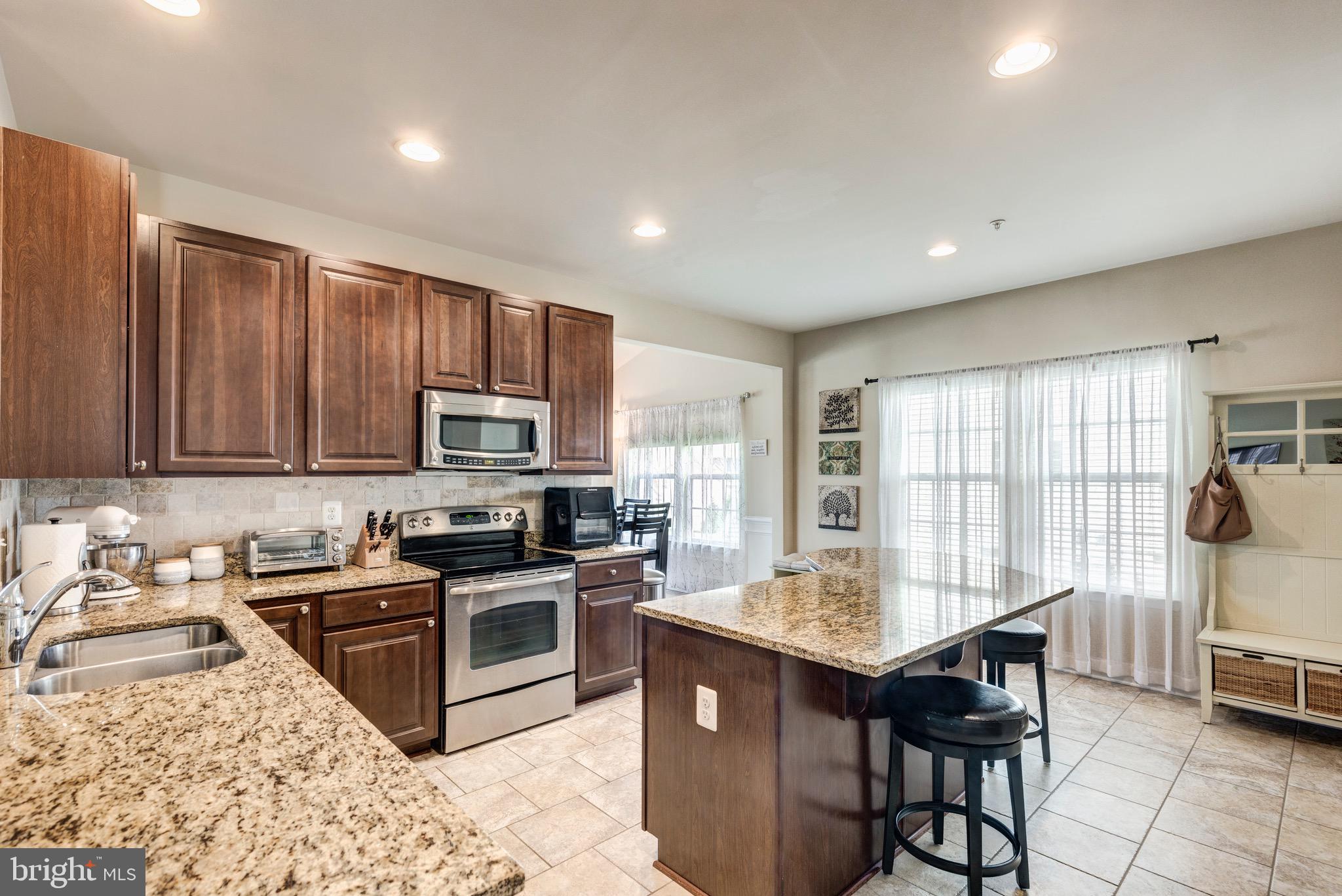 BOLTON HILL - Residential