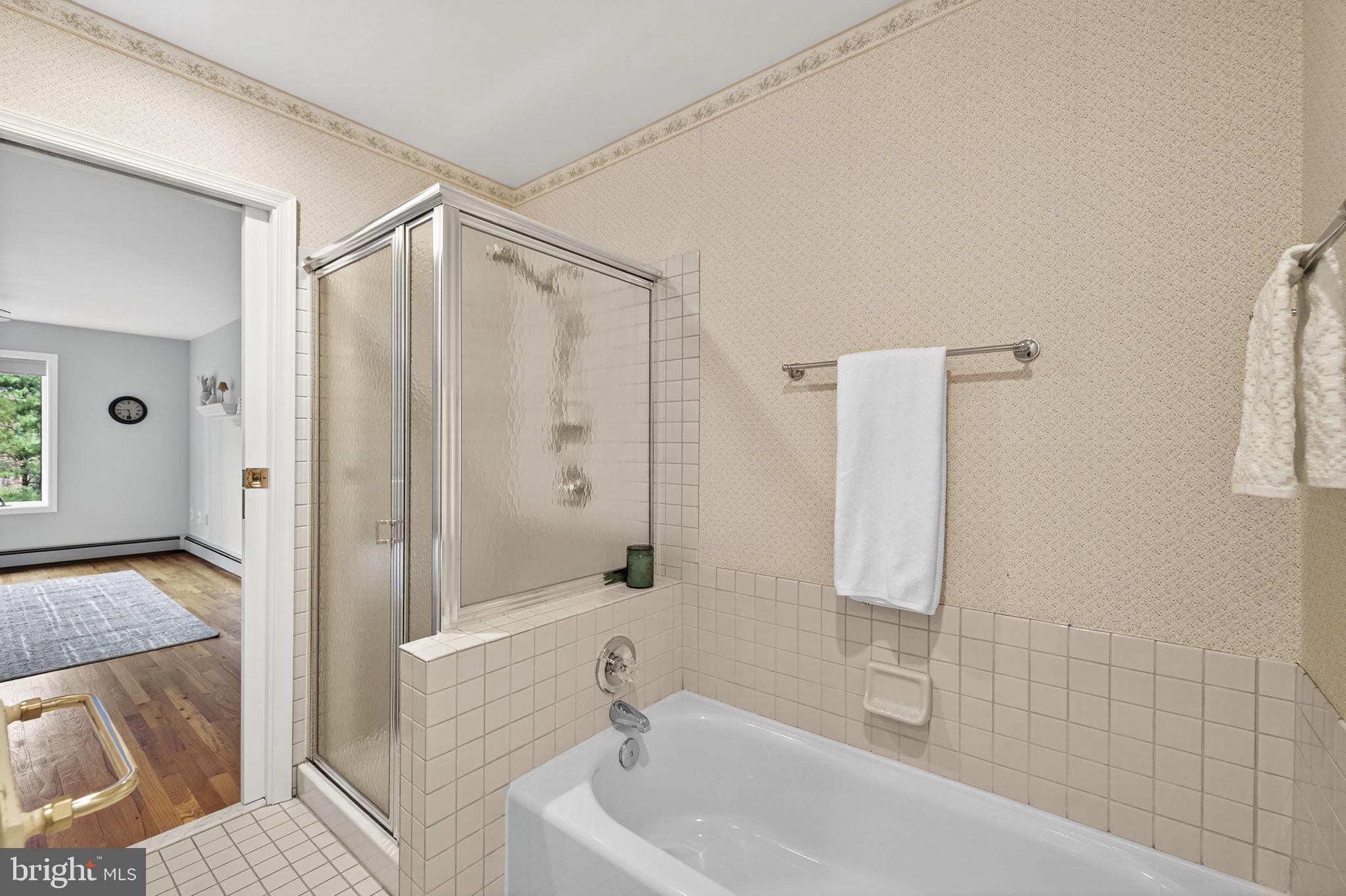 COOPER COMM/NORTH WALES - Residential