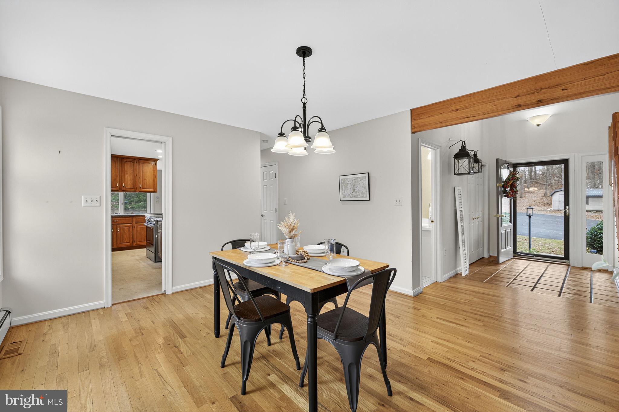 COOPER COMM/NORTH WALES - Residential