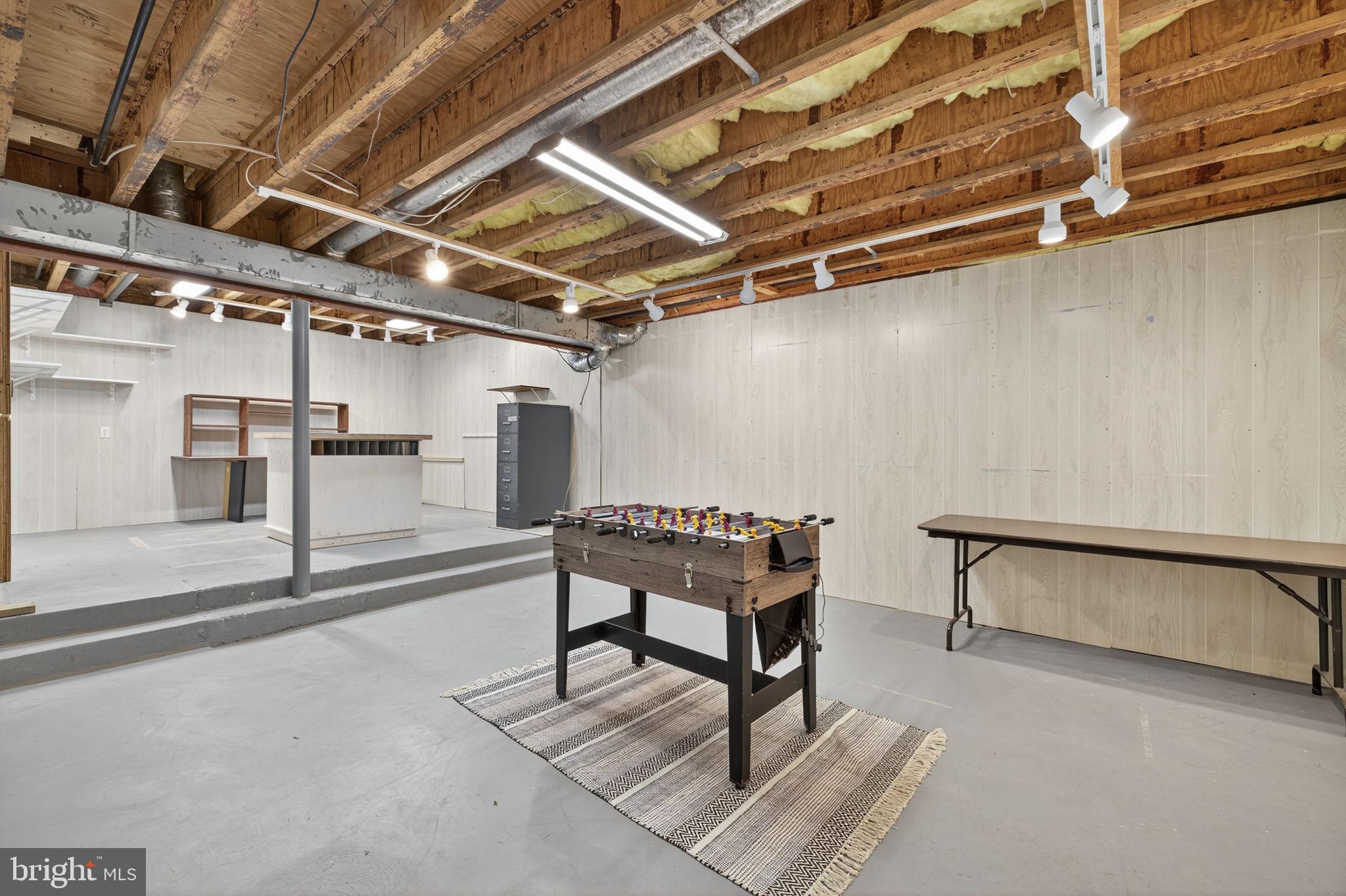 COOPER COMM/NORTH WALES - Residential