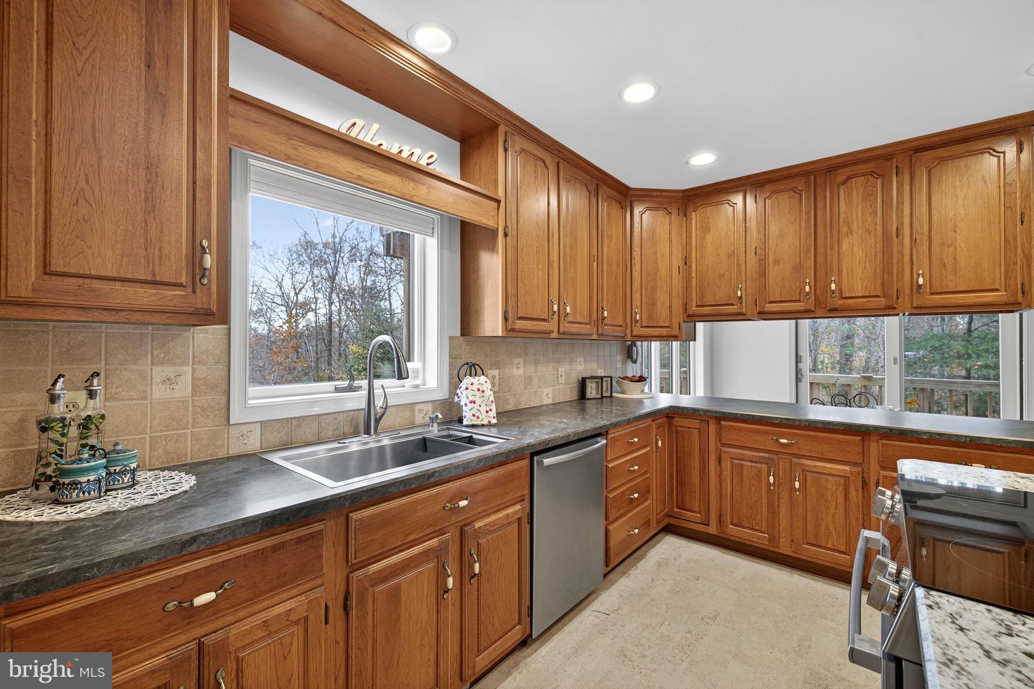 COOPER COMM/NORTH WALES - Residential