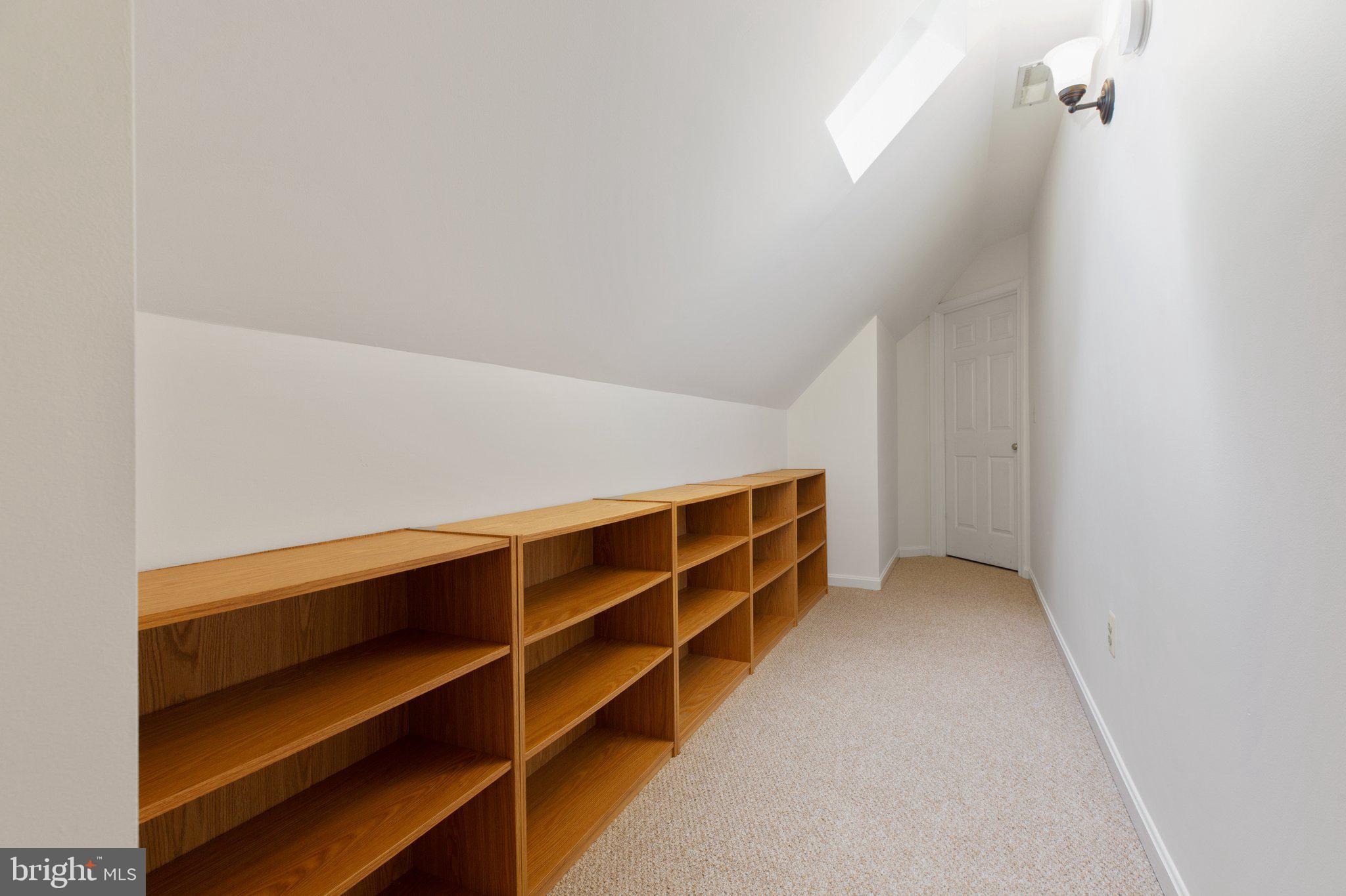 STONEWALL ESTATES - Residential