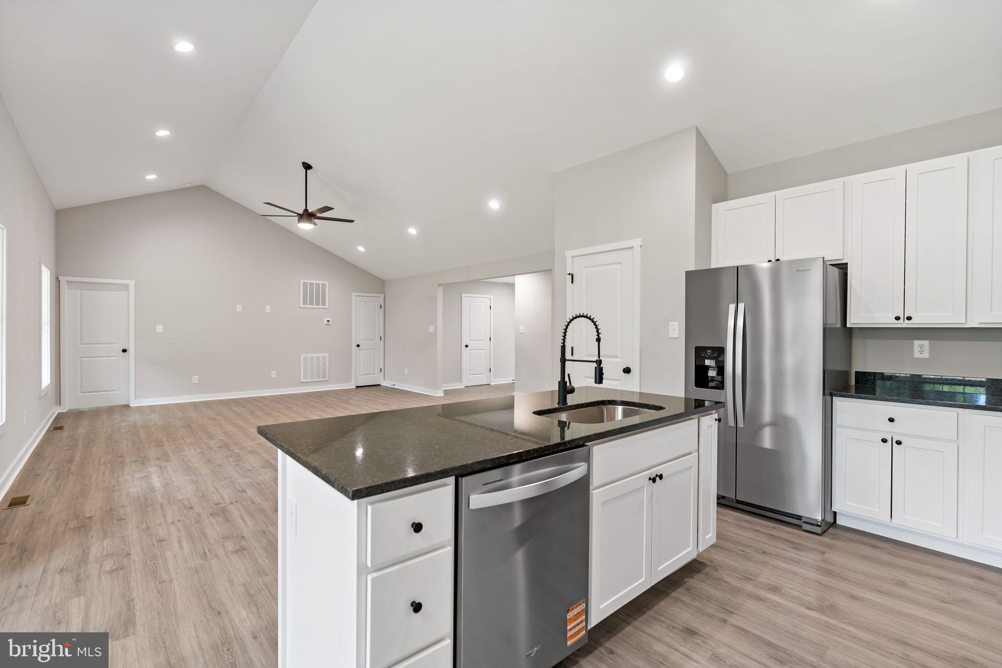 CACAPON SOUTH - Residential