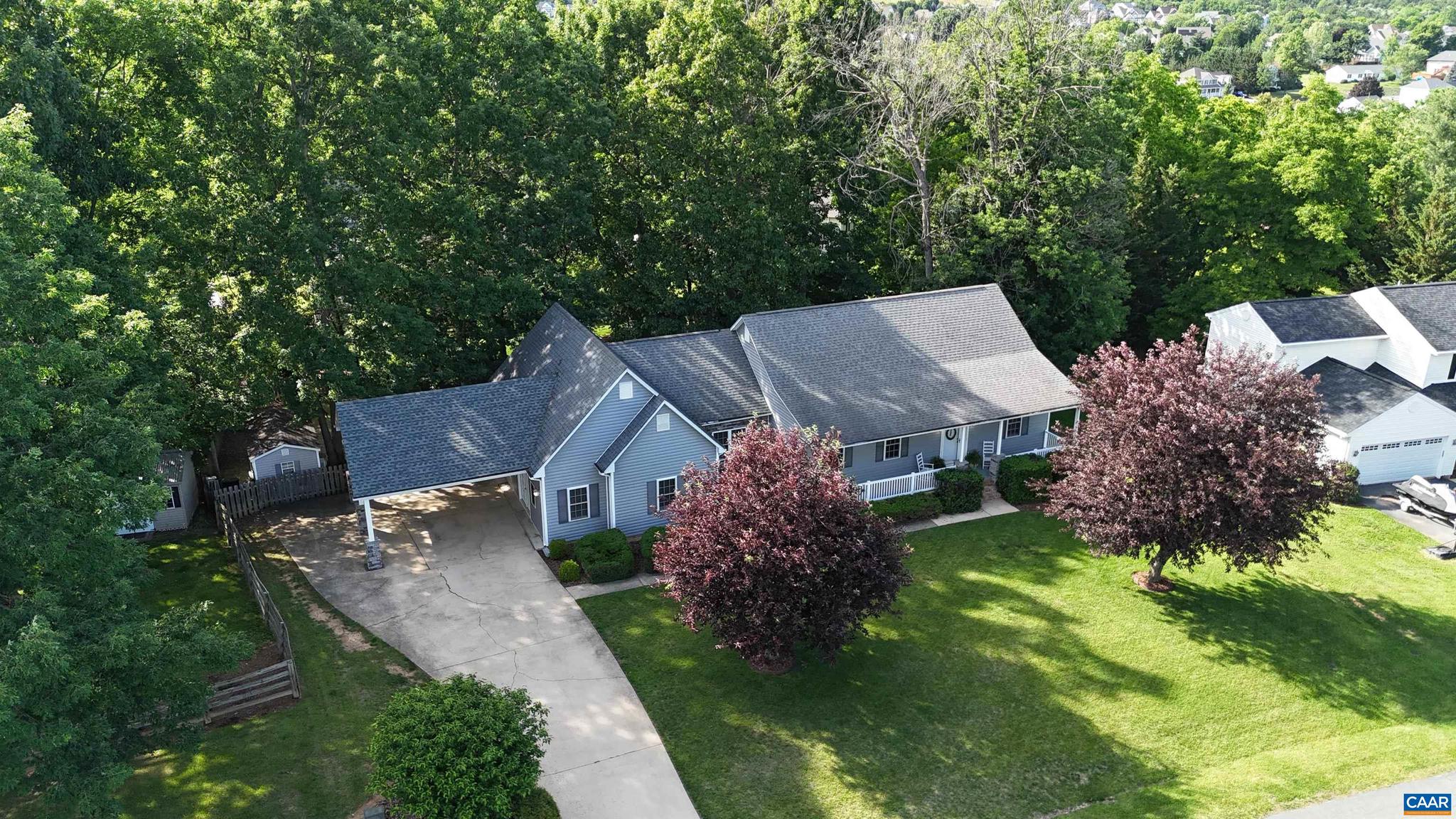 18 FOREST VIEW LN