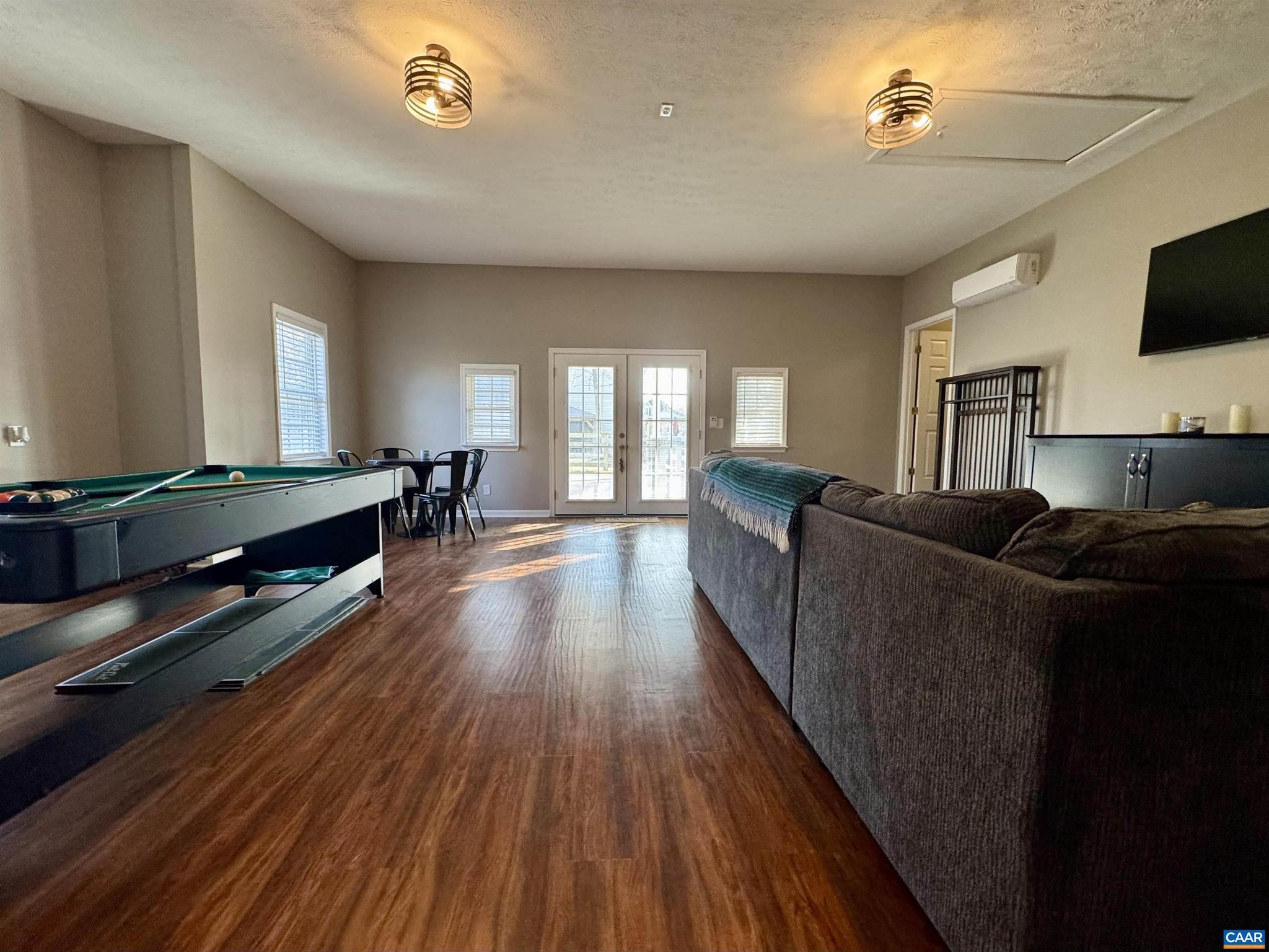 TEAVERTON - Residential