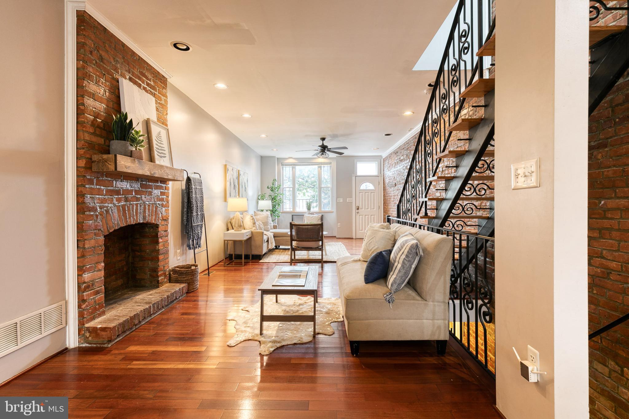 HIGHLANDTOWN - Residential