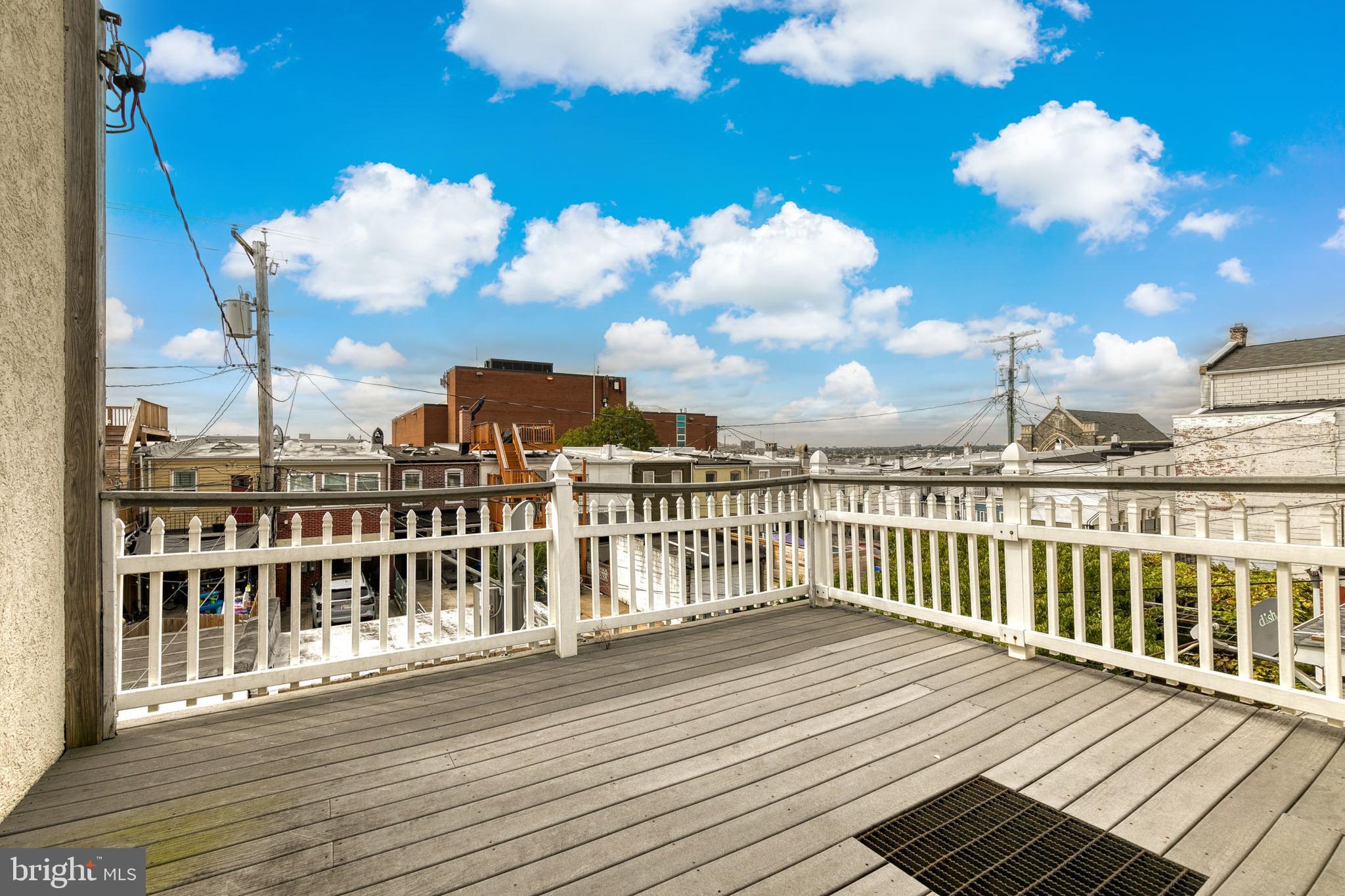 HIGHLANDTOWN - Residential