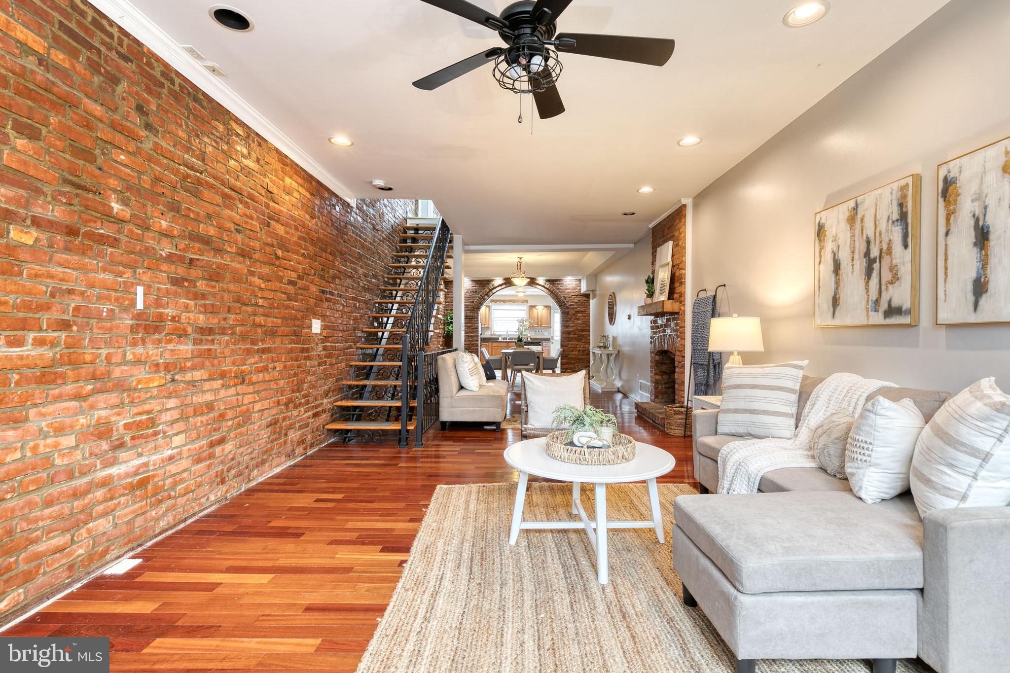 HIGHLANDTOWN - Residential