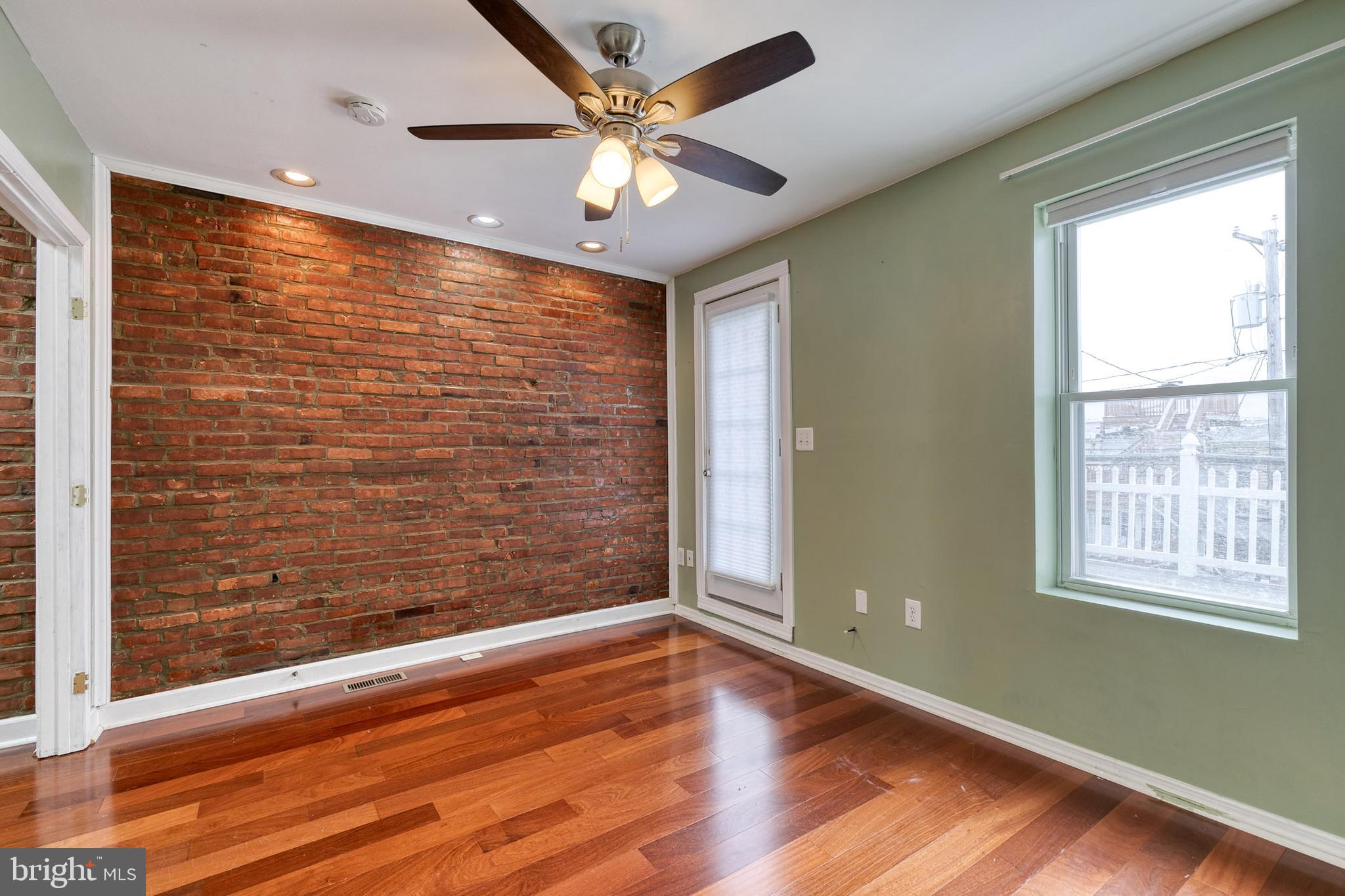 HIGHLANDTOWN - Residential