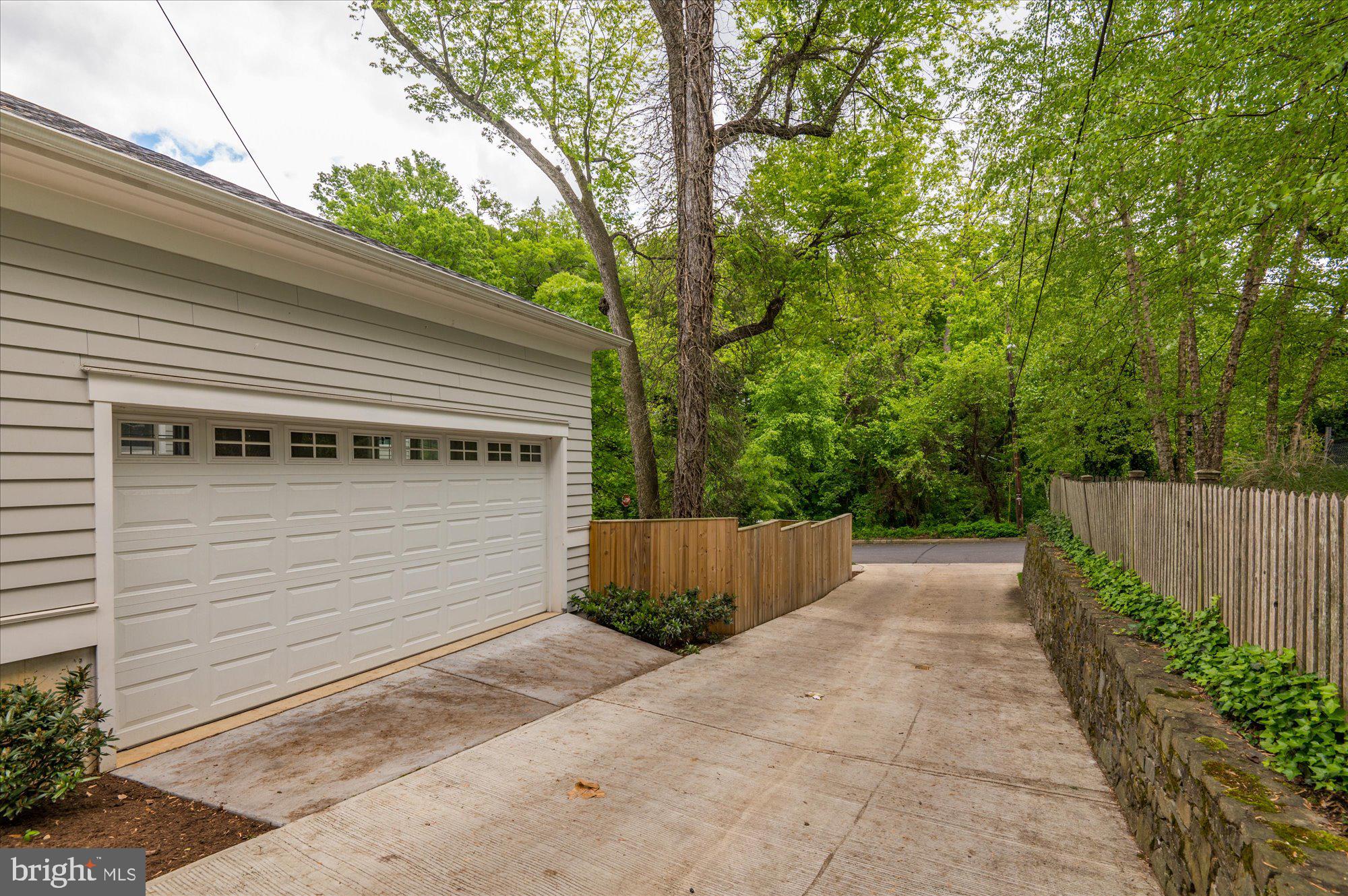 PALISADES - Residential