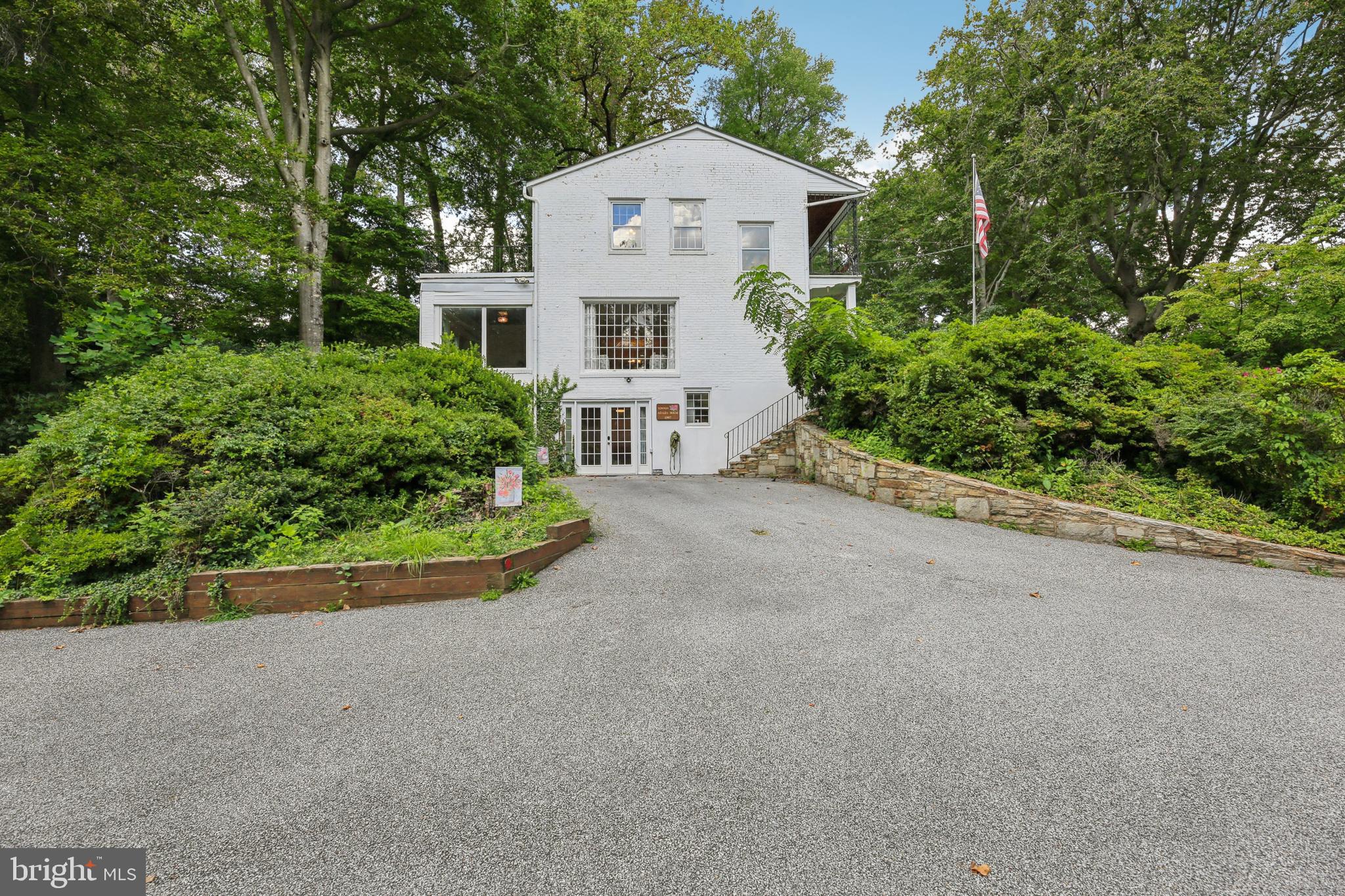 703 HILLEN ROAD