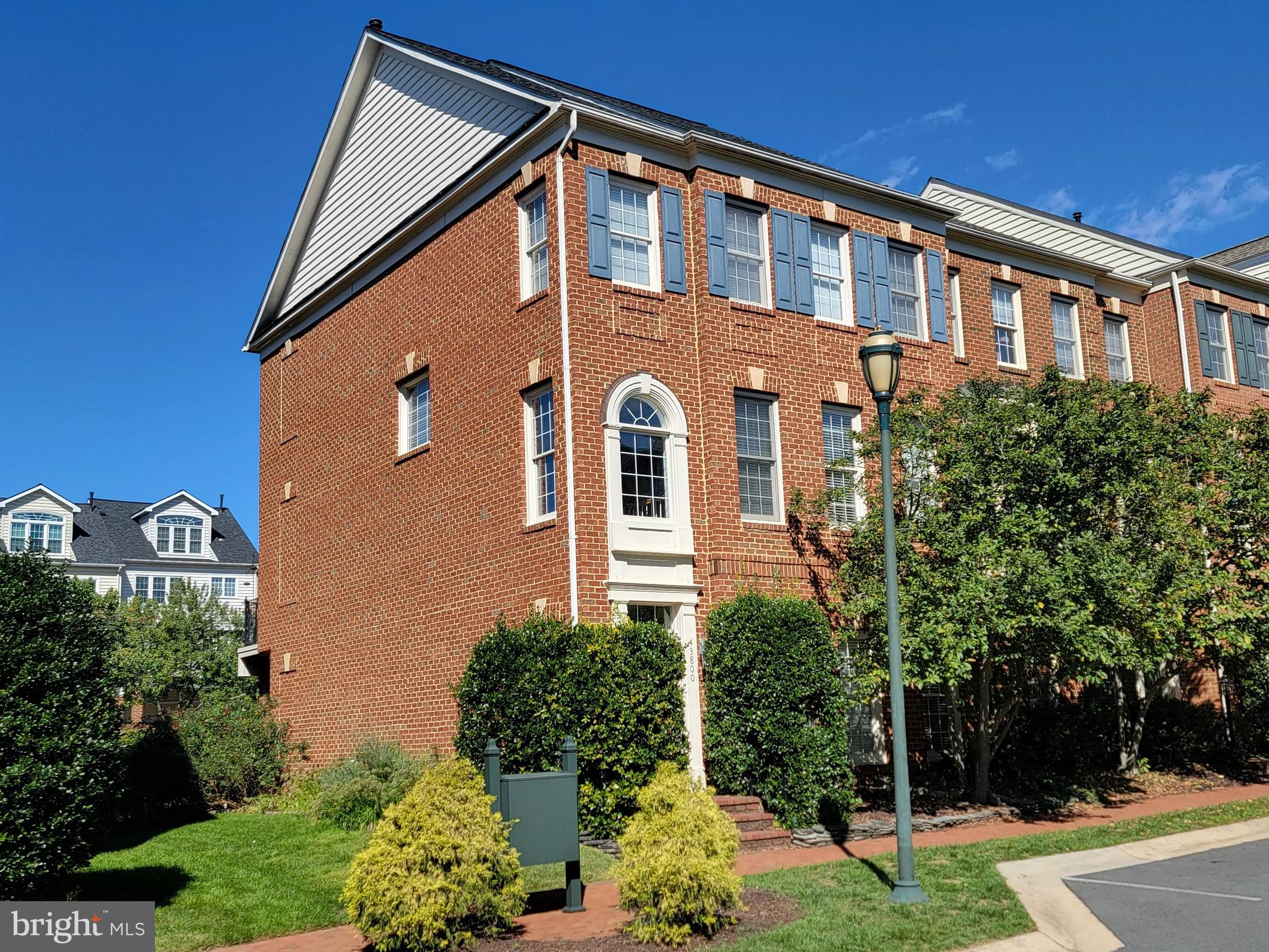 RIVER CREEK - Residential