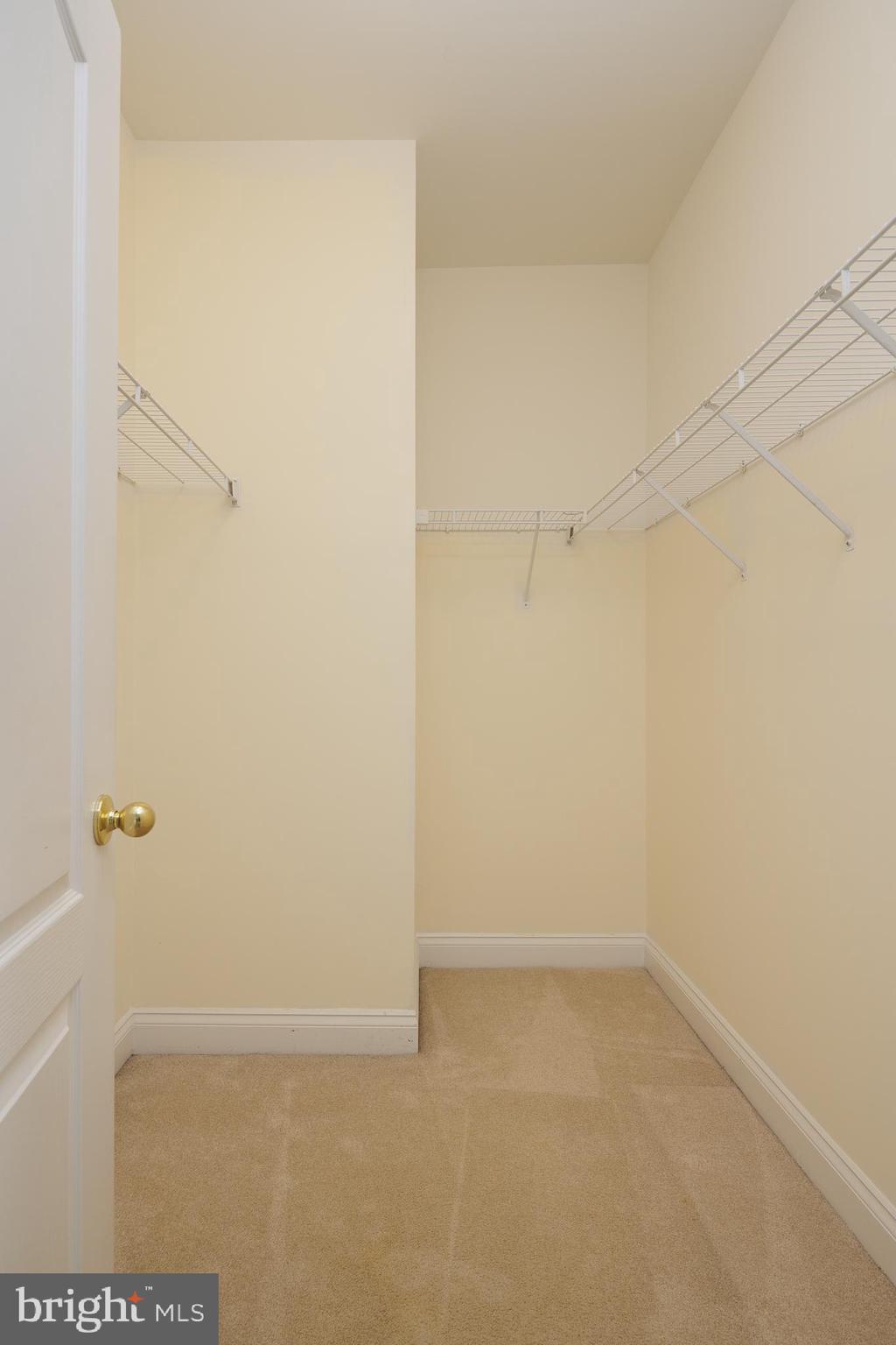 RIVER CREEK - Residential