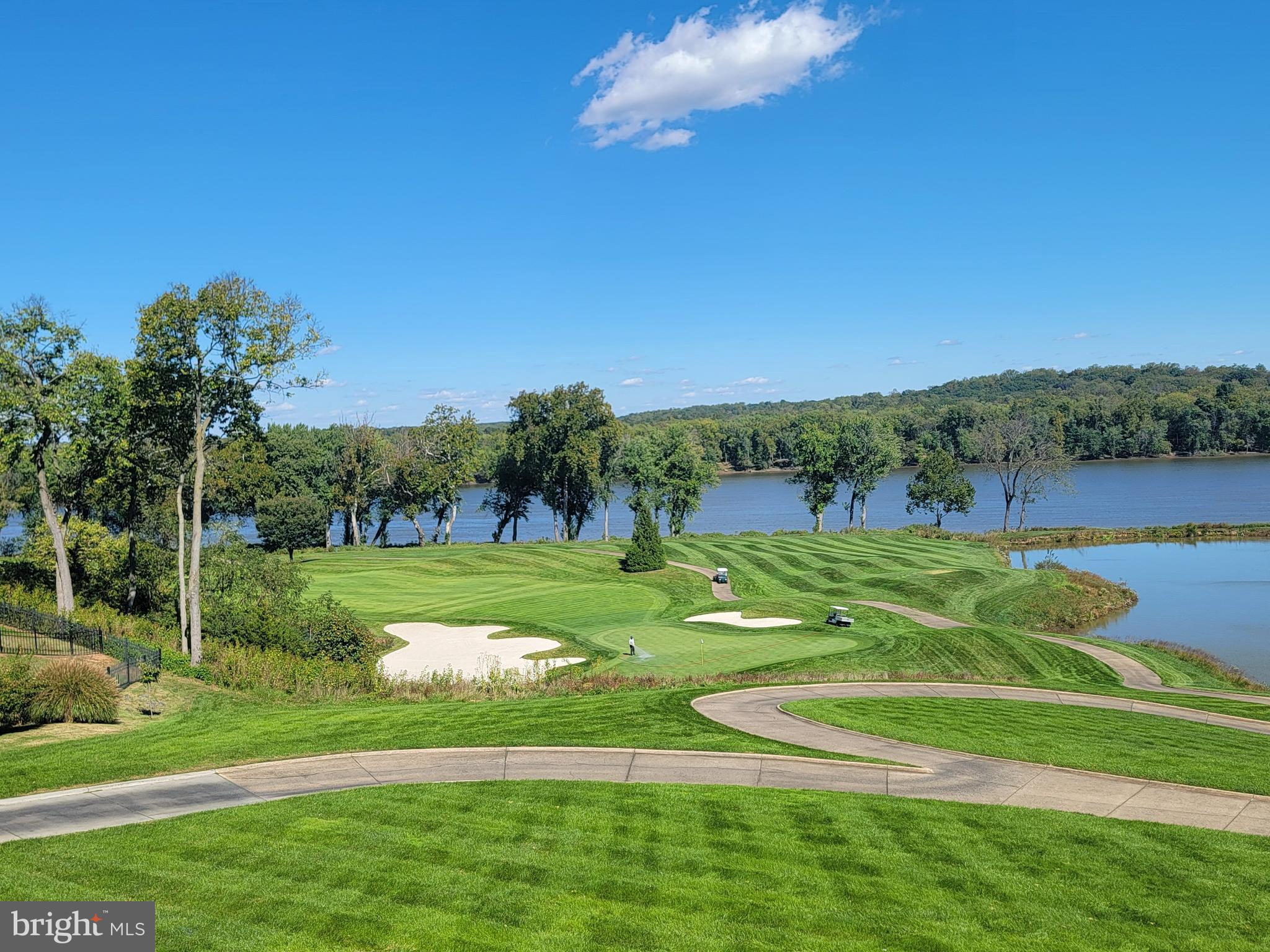 RIVER CREEK - Residential