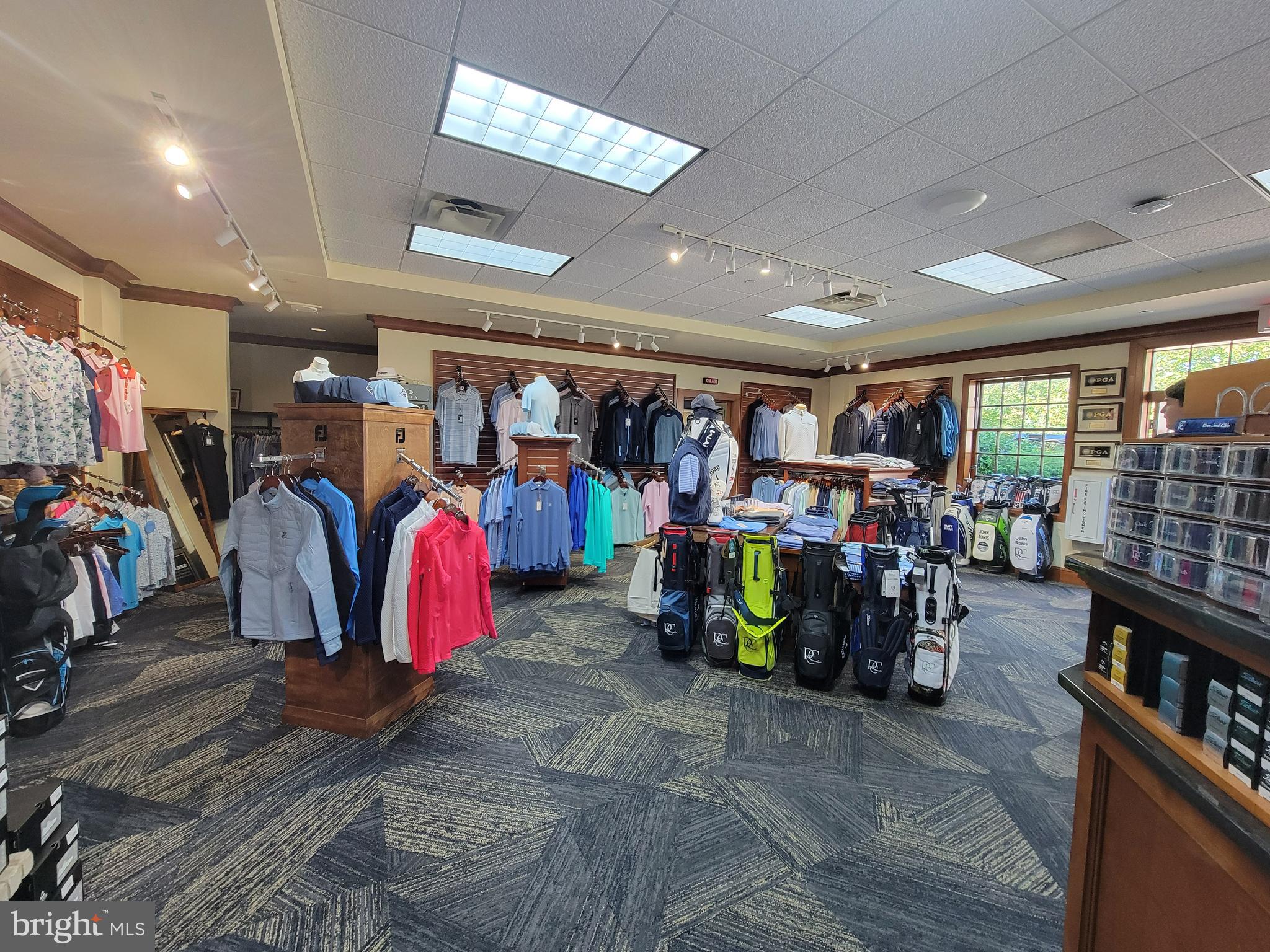 RIVER CREEK - Residential