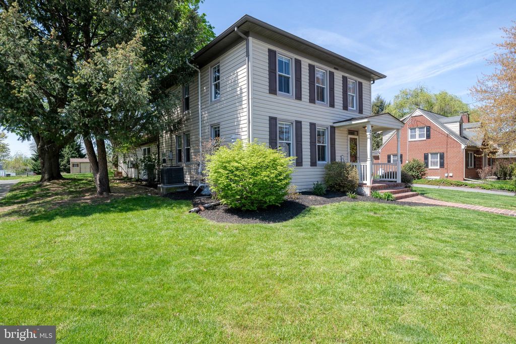 Photo of 220 S 2nd Street, BAINBRIDGE, PA 17502 (MLS # PALA2068752)