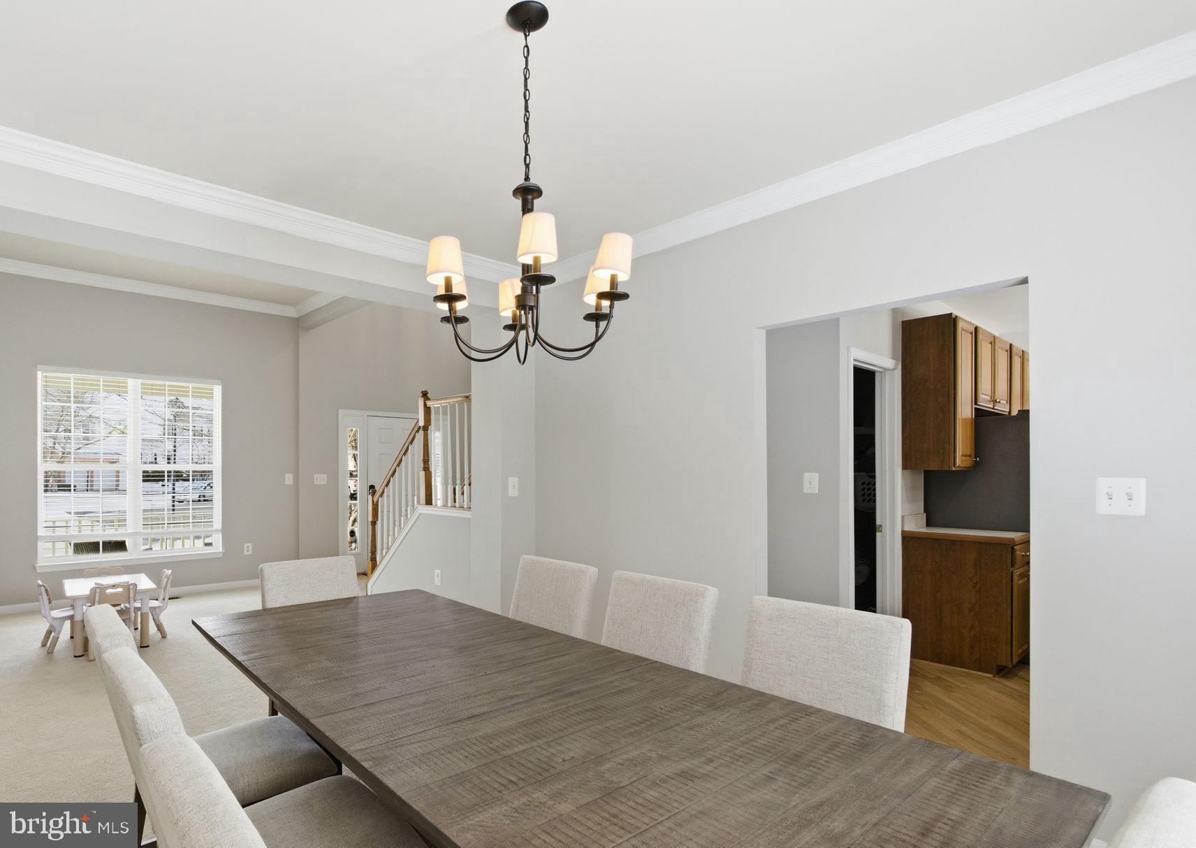 BROAD RUN OAKS - Residential