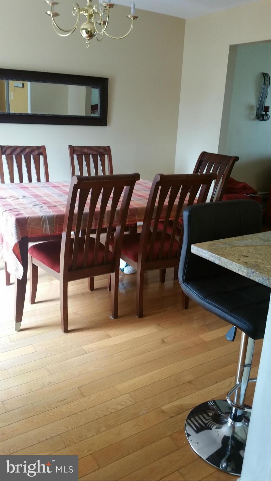 COUNTRYSIDE - Residential