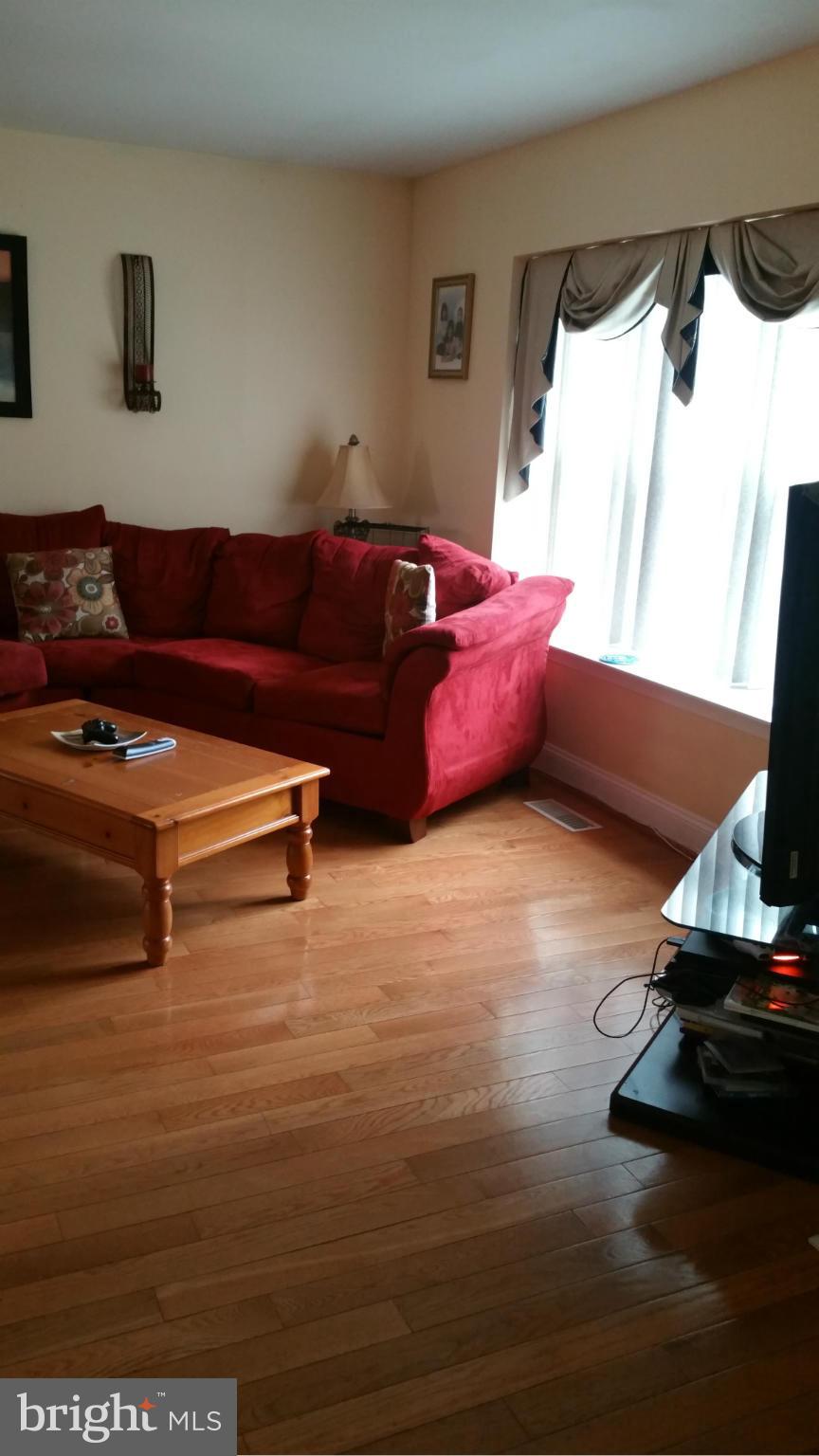 COUNTRYSIDE - Residential