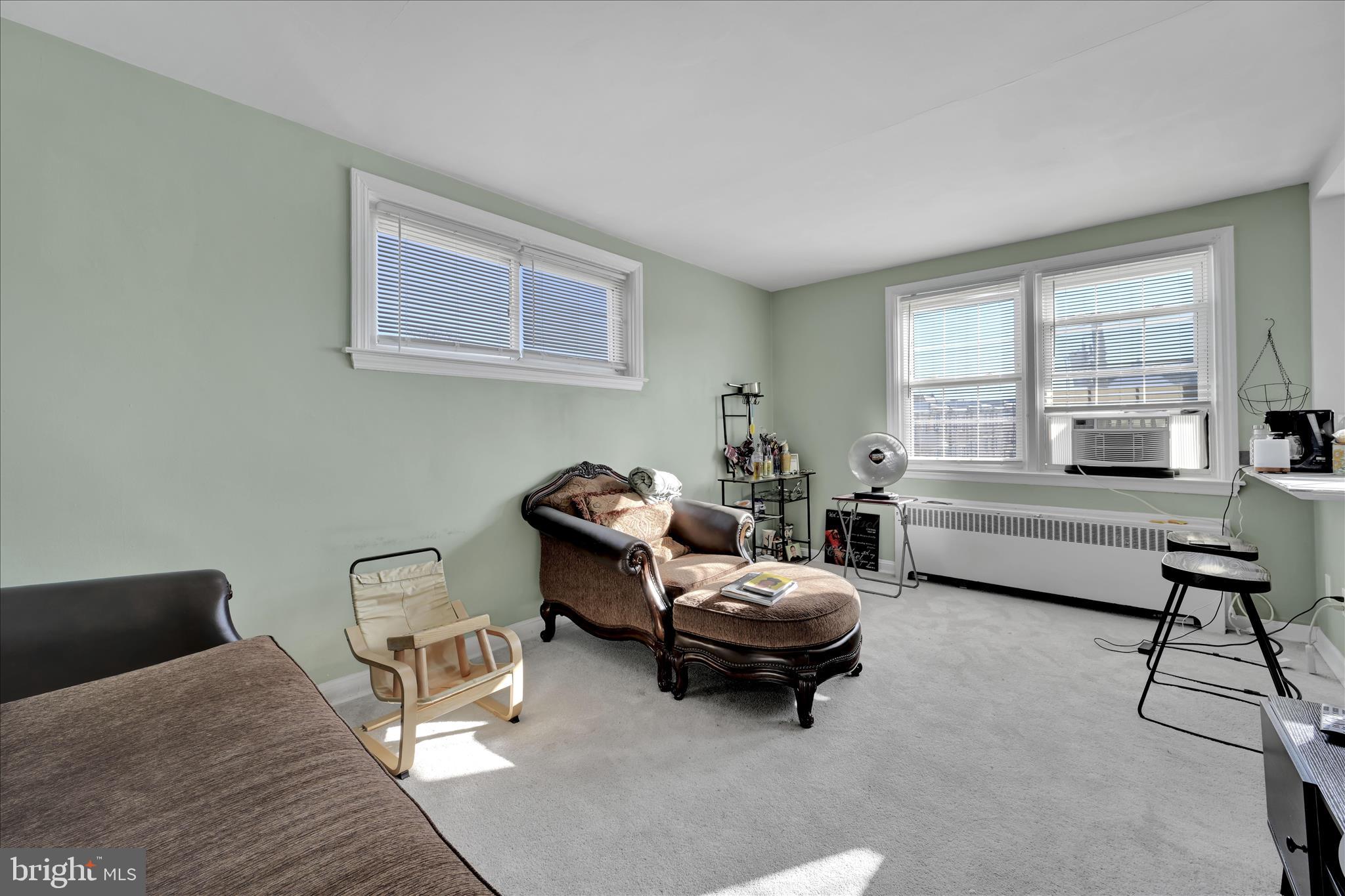 HILL CREST - Residential