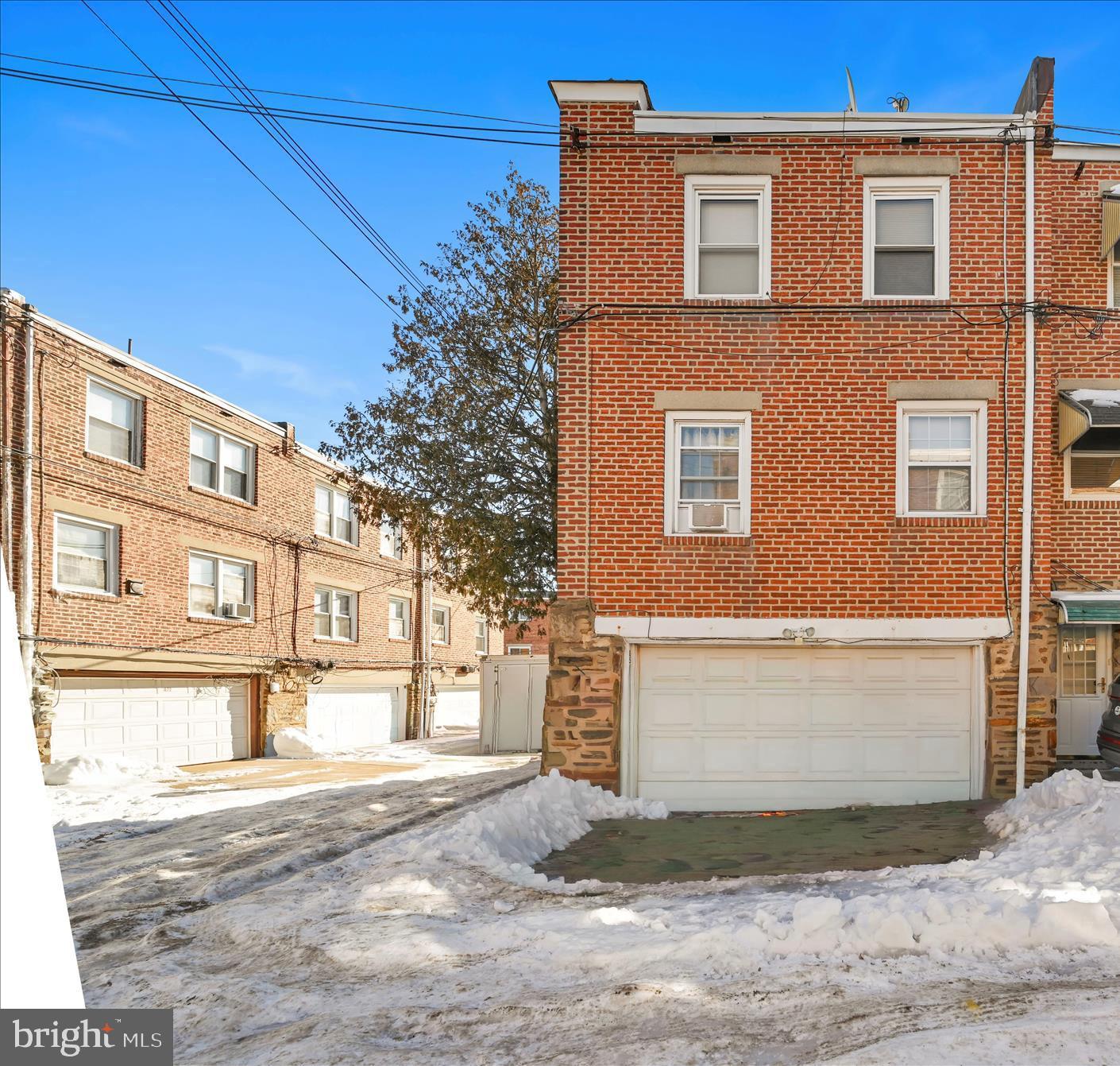 HILL CREST - Residential