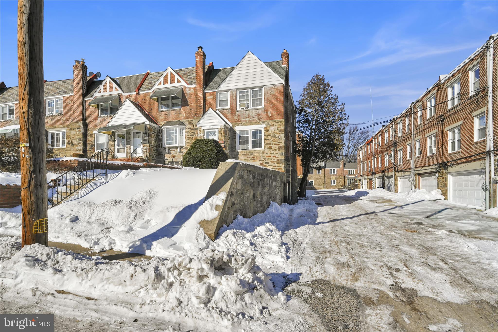 HILL CREST - Residential