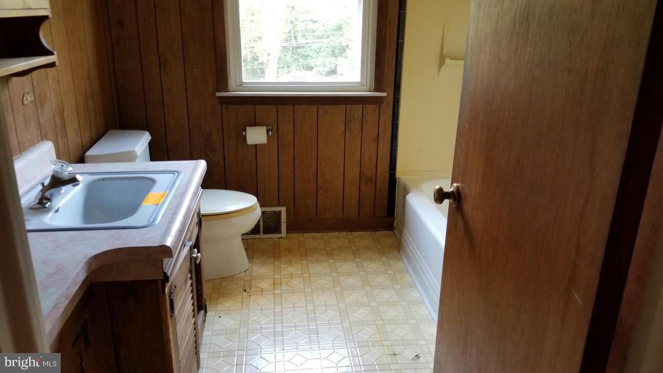 EDEN MANOR - Residential