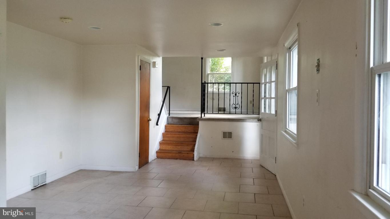 EDEN MANOR - Residential