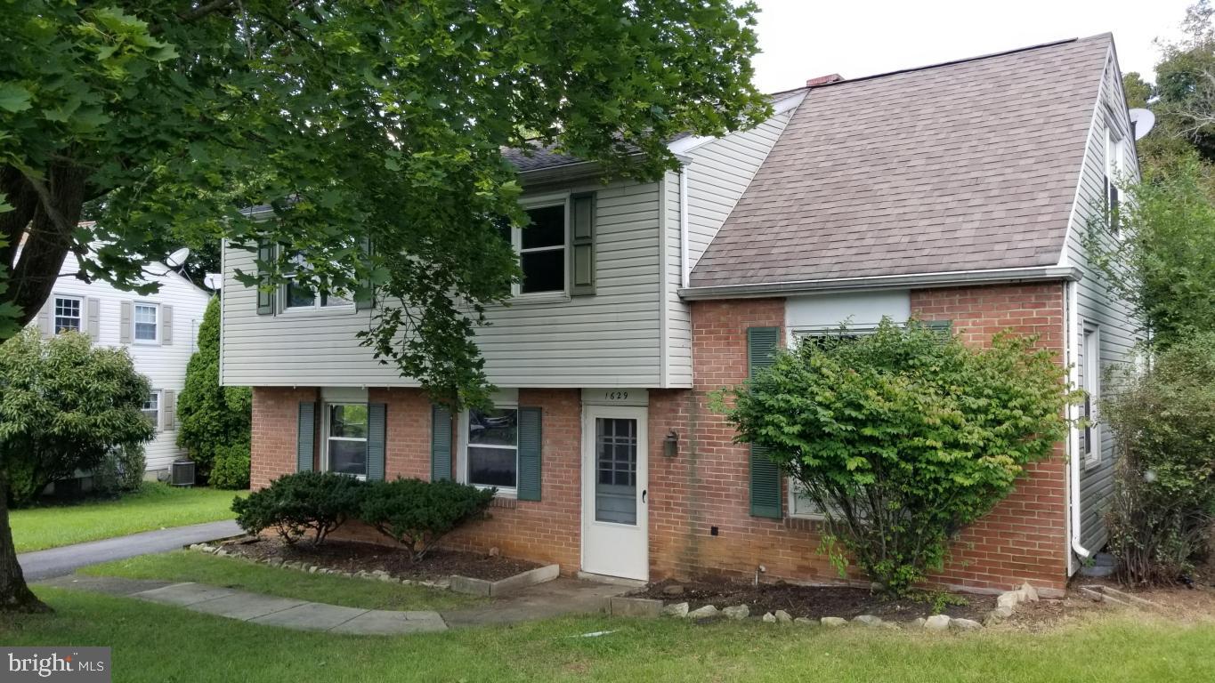 EDEN MANOR - Residential