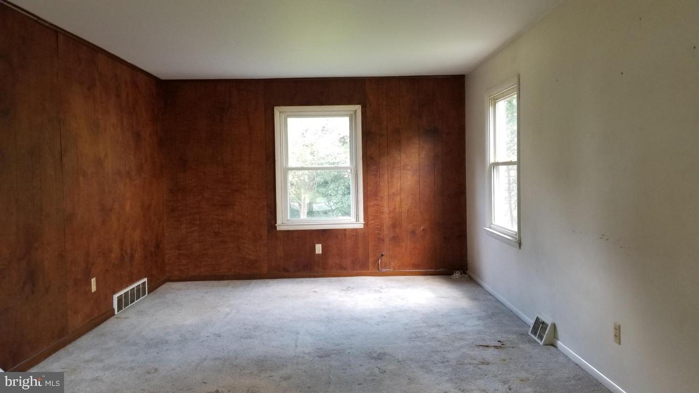 EDEN MANOR - Residential