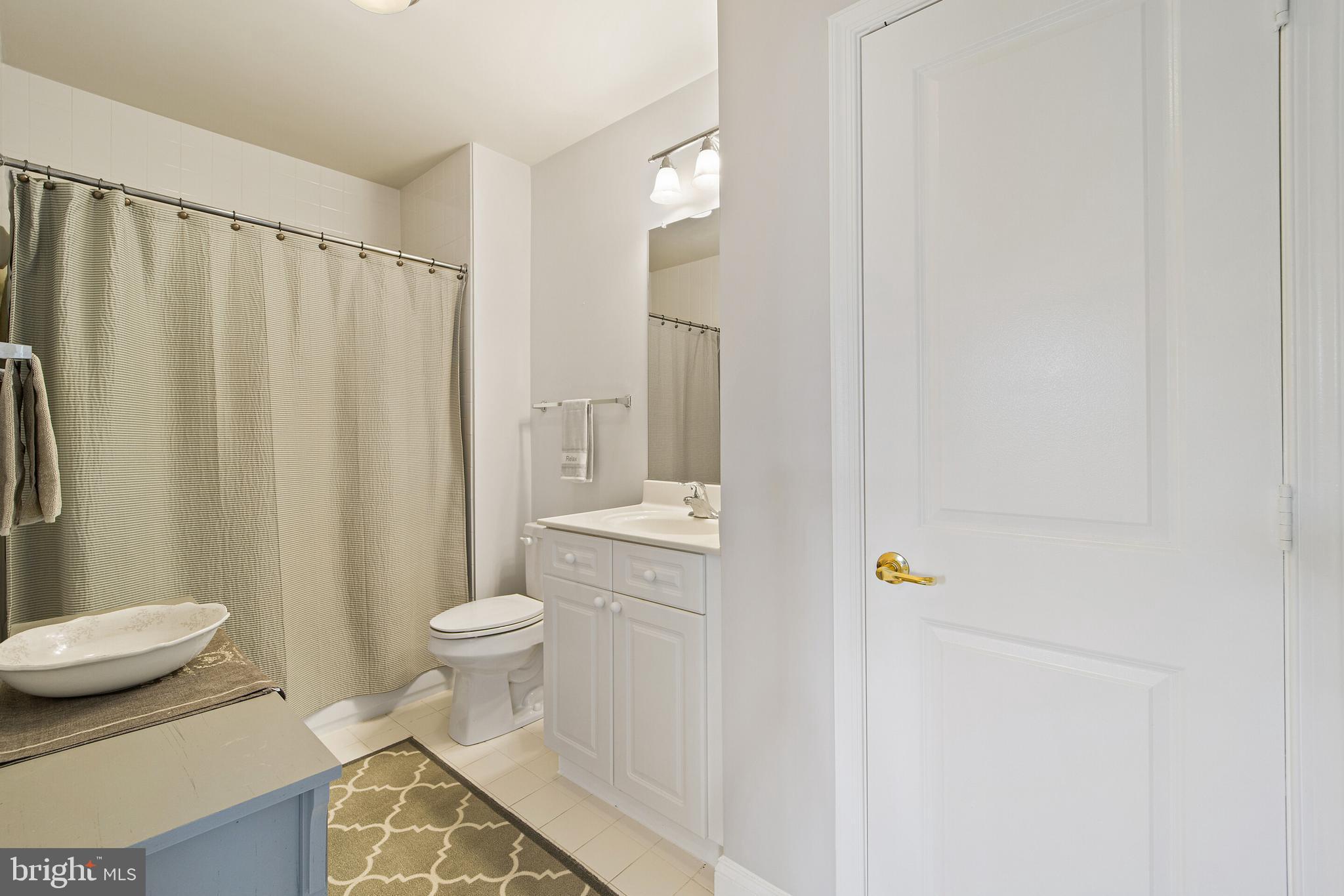 SUFFIELD MEADOWS - Residential