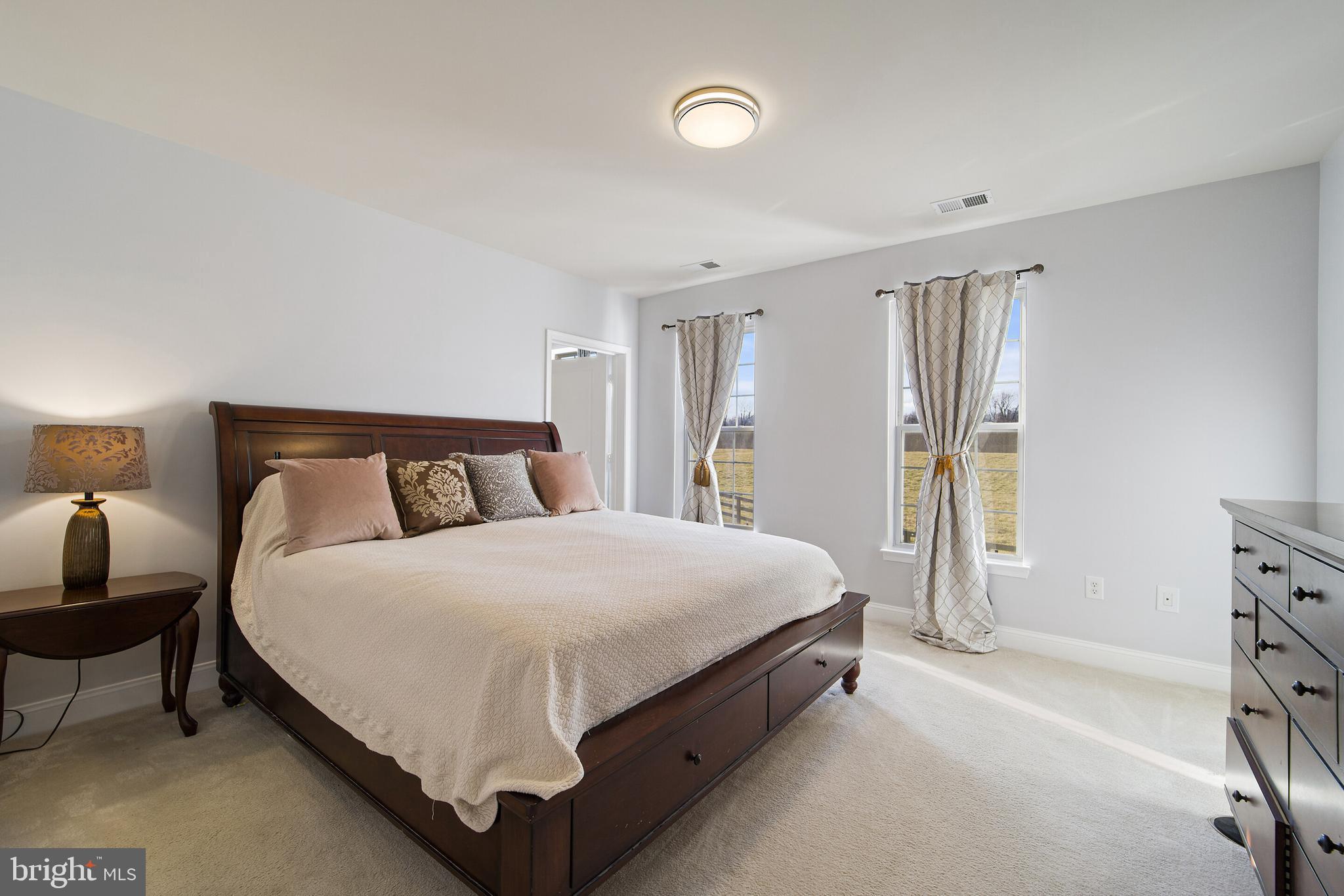 SUFFIELD MEADOWS - Residential