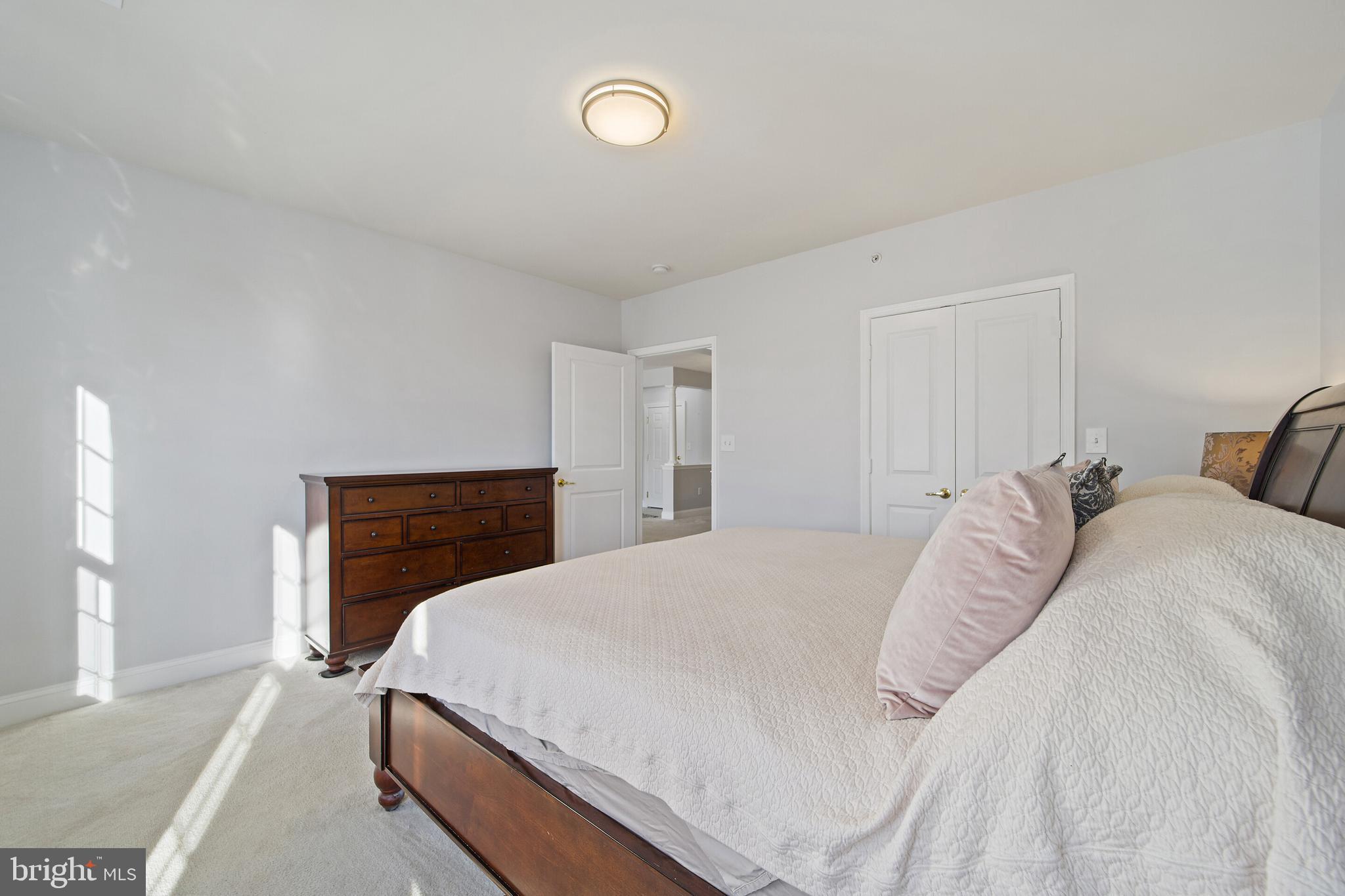 SUFFIELD MEADOWS - Residential