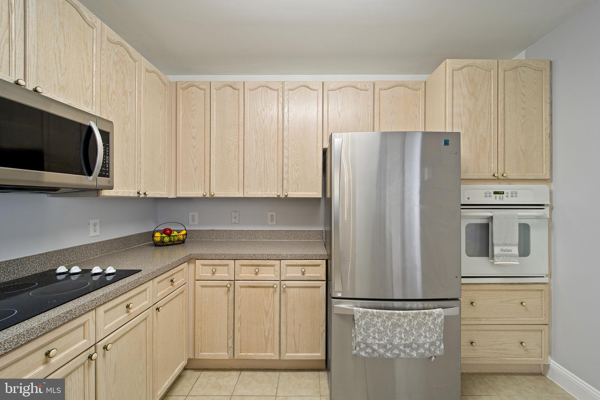 SUFFIELD MEADOWS - Residential