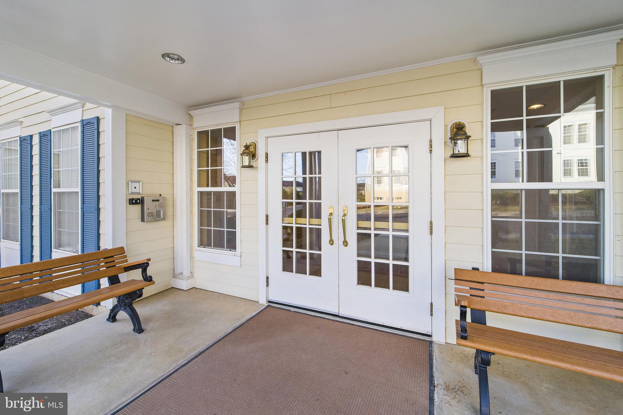 SUFFIELD MEADOWS - Residential