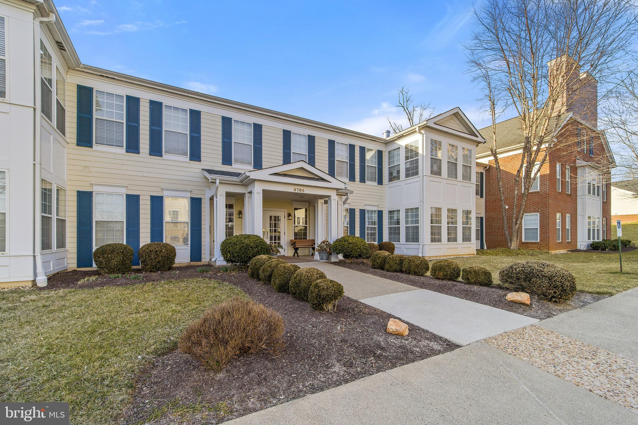 SUFFIELD MEADOWS - Residential