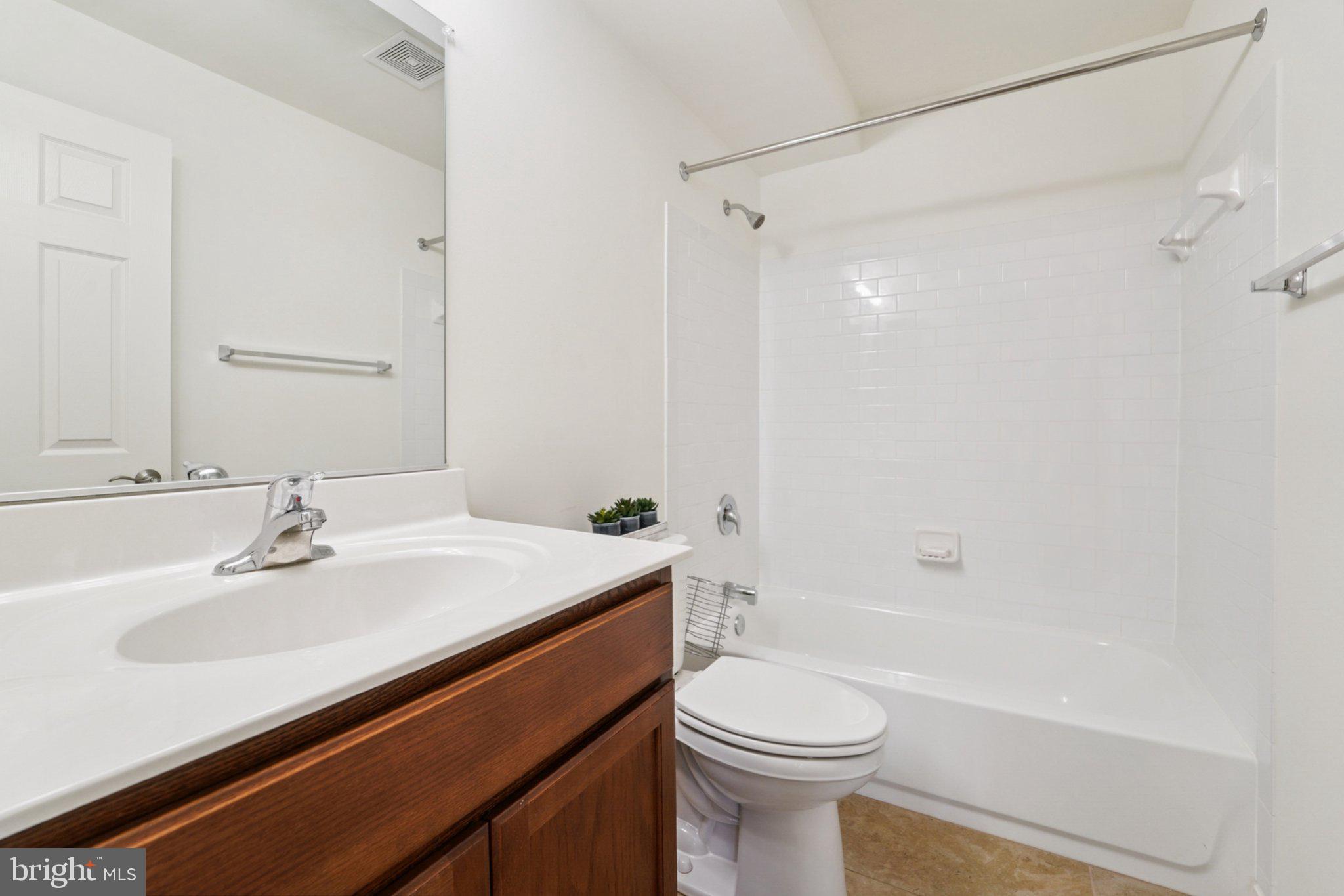 THE POINTE - Residential