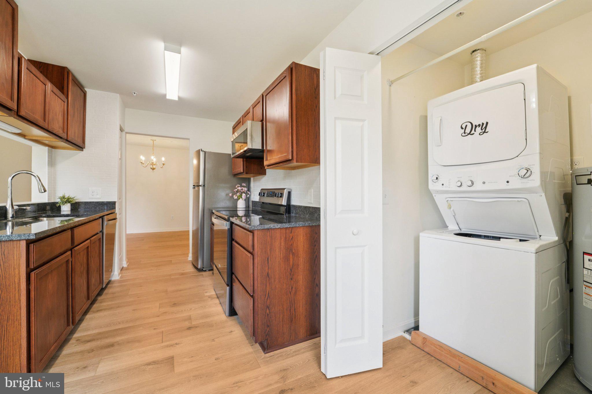 THE POINTE - Residential