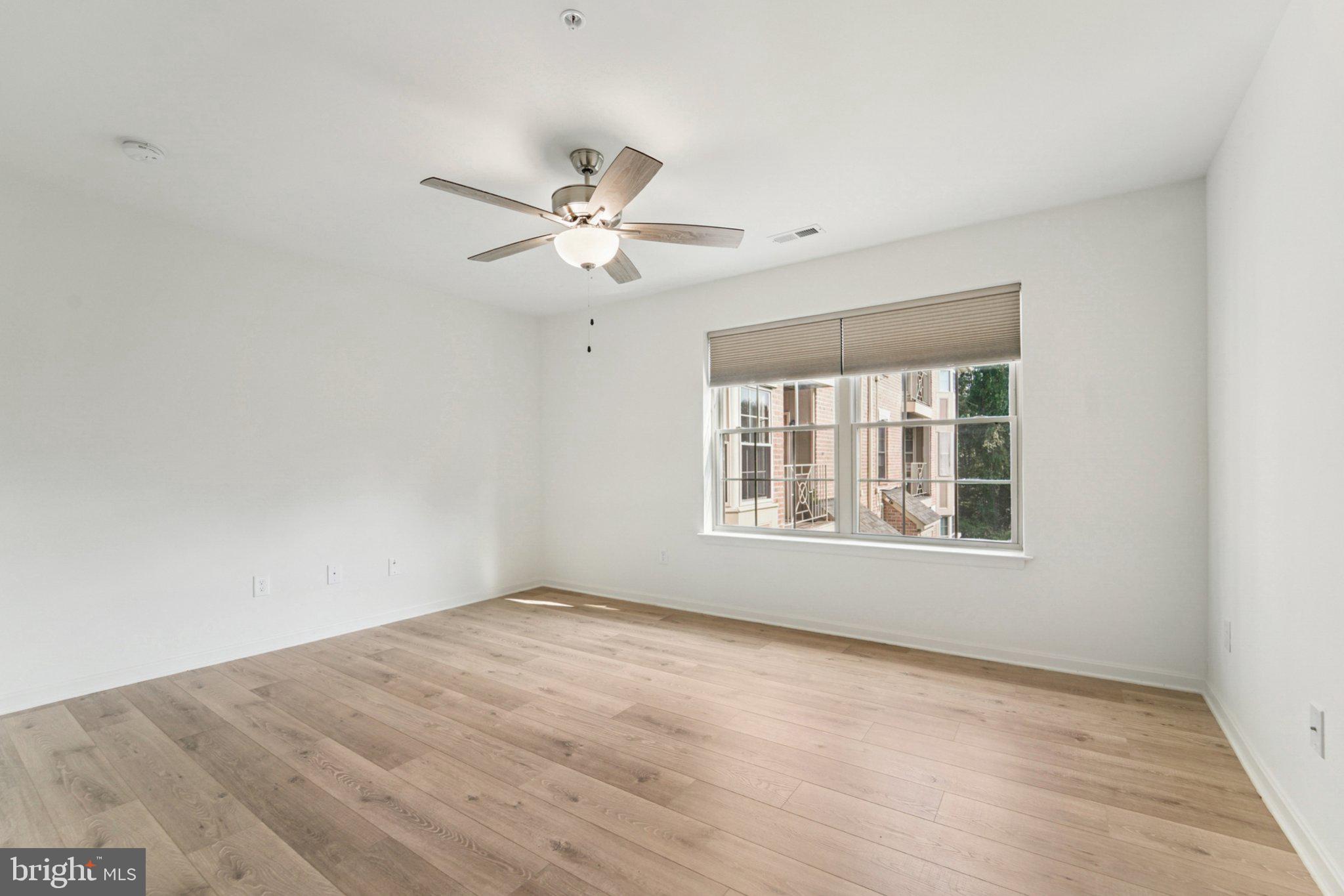 THE POINTE - Residential