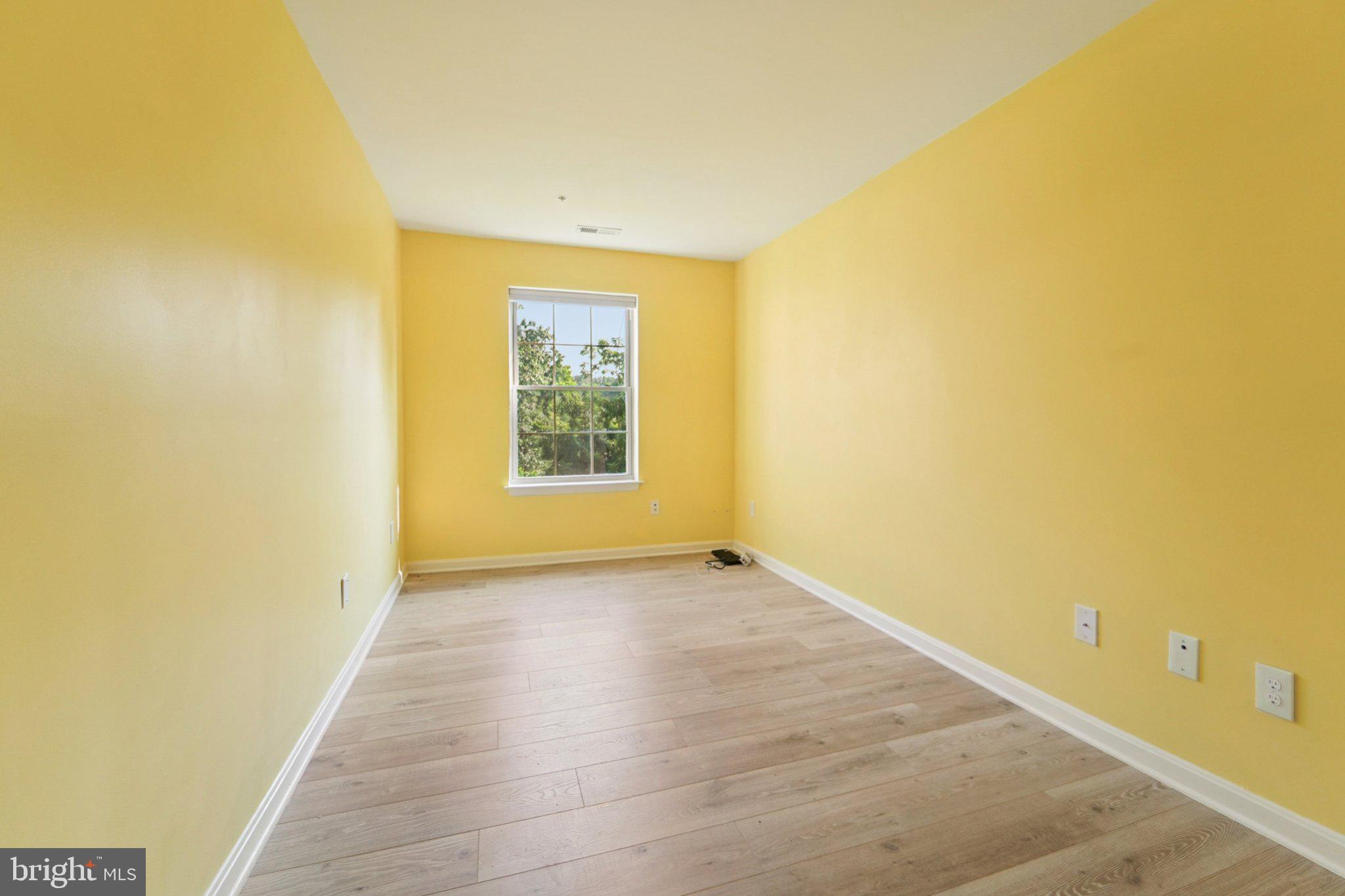 THE POINTE - Residential