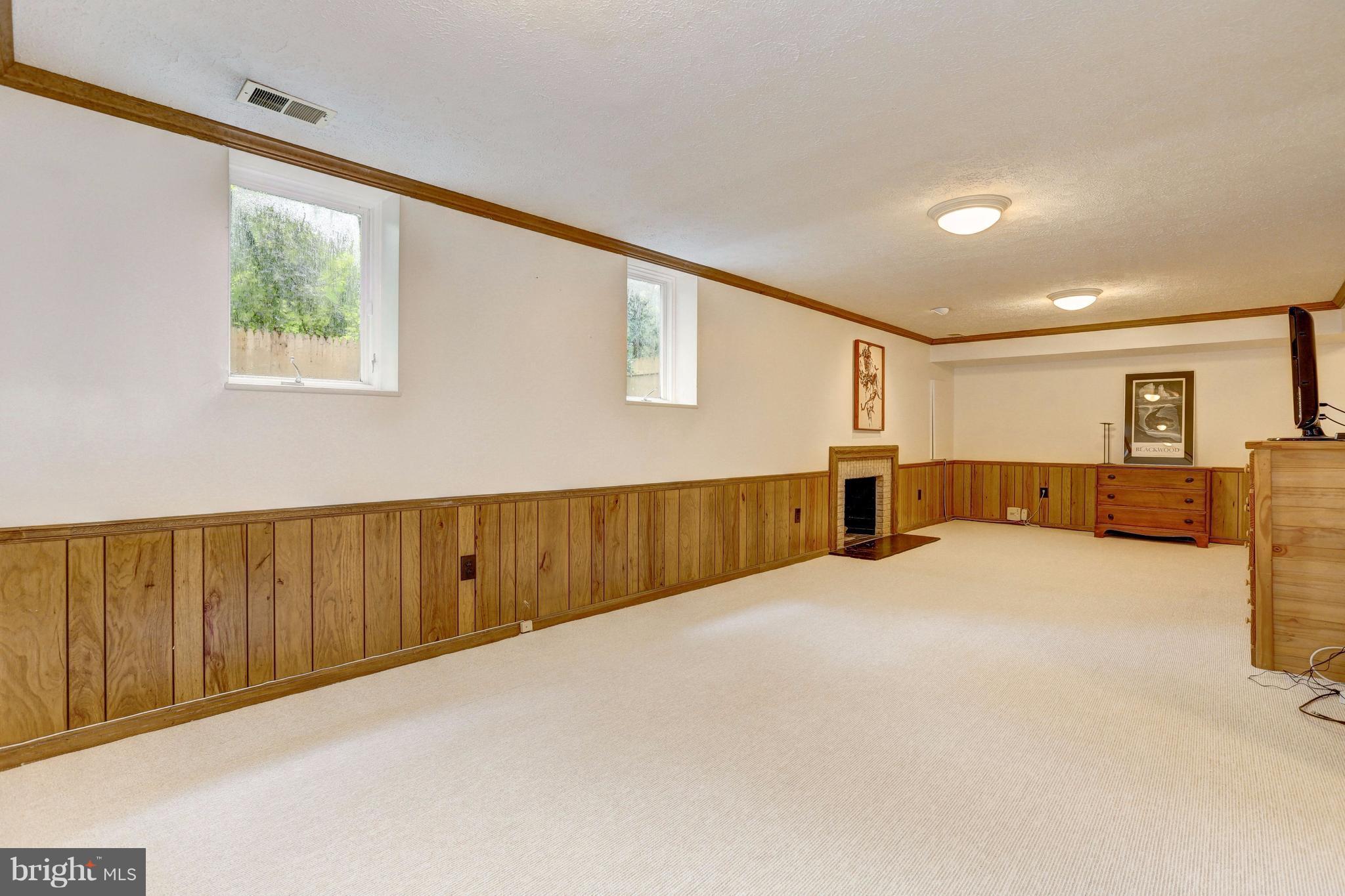 LONGWOOD - Residential