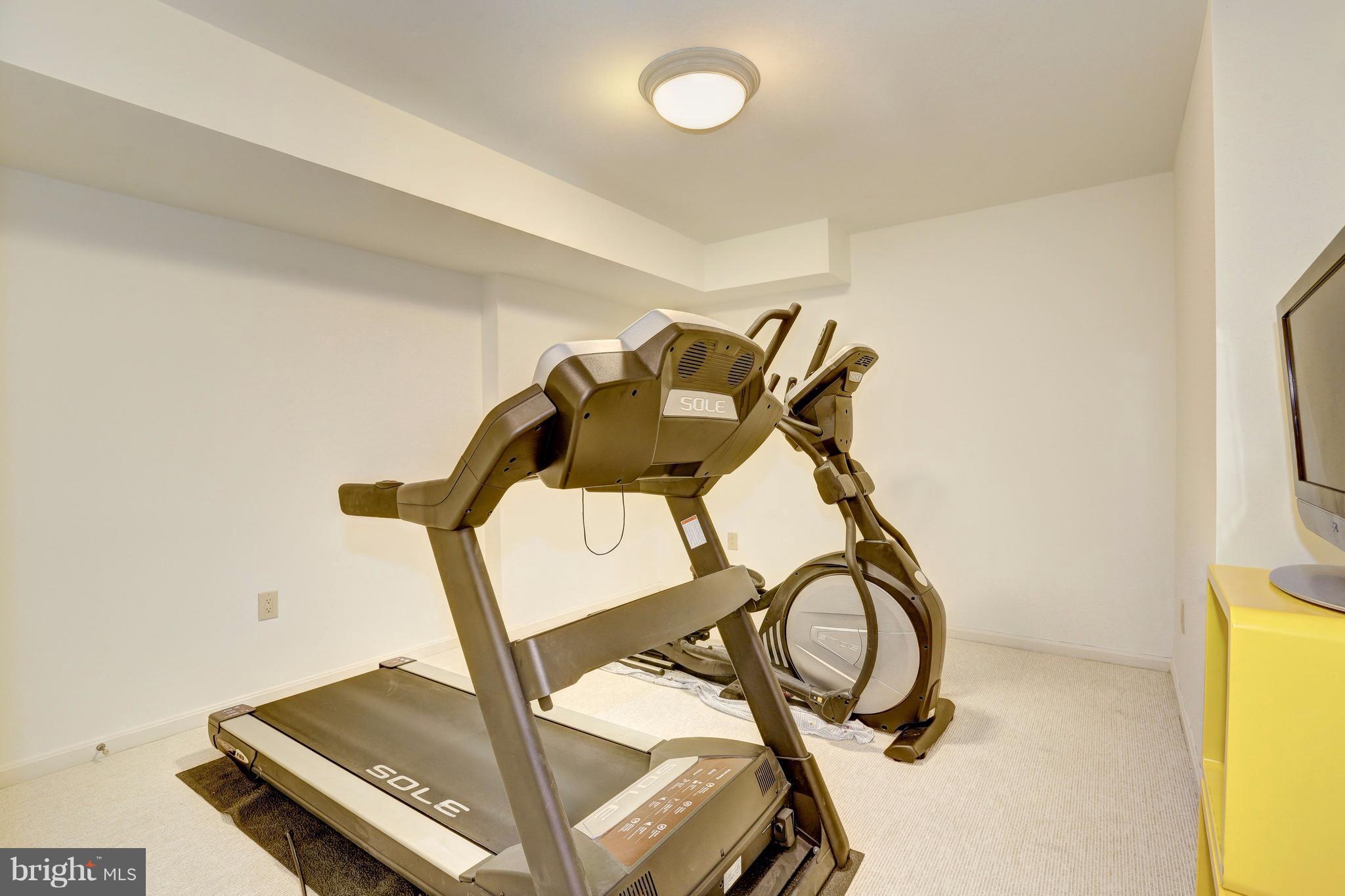 LONGWOOD - Residential